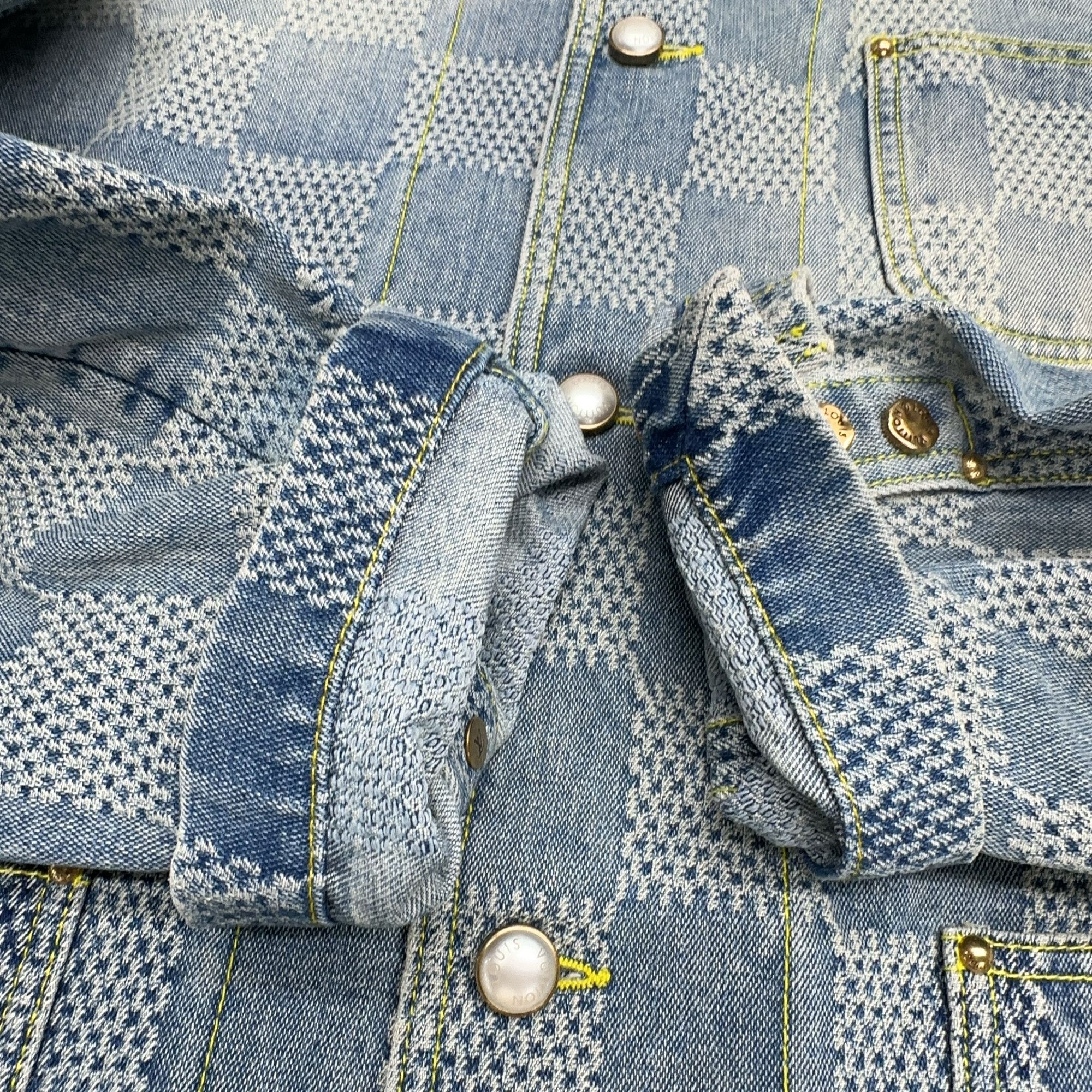 Louis Vuitton Louis Vuitton Checkered Denim Jacket Size 50 Size US M / EU 48-50 / 2 - 10 Thumbnail