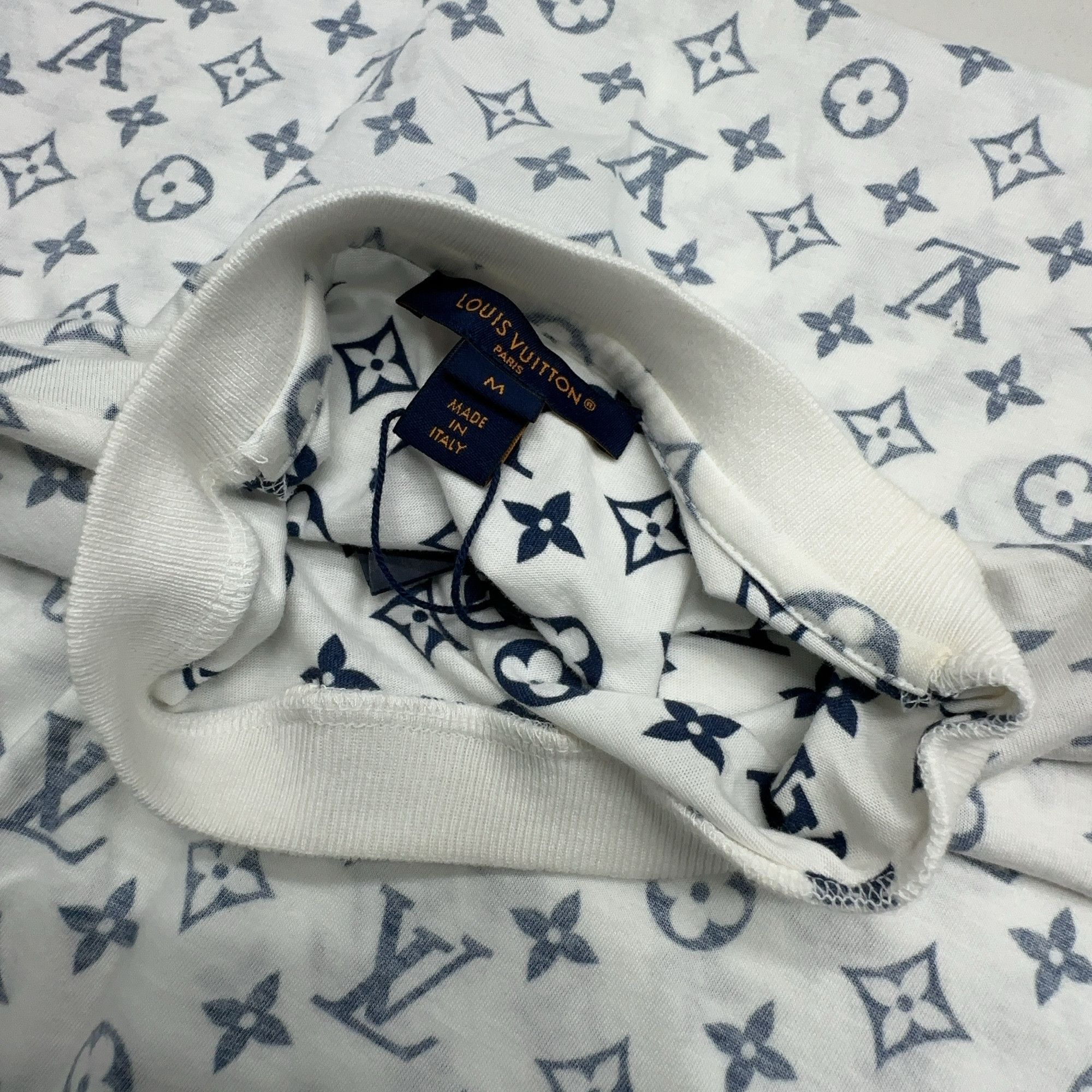 Louis Vuitton Louis Vuitton Monogram Chain T-Shirt M Size M / US 6-8 / IT 42-44 - 5 Thumbnail