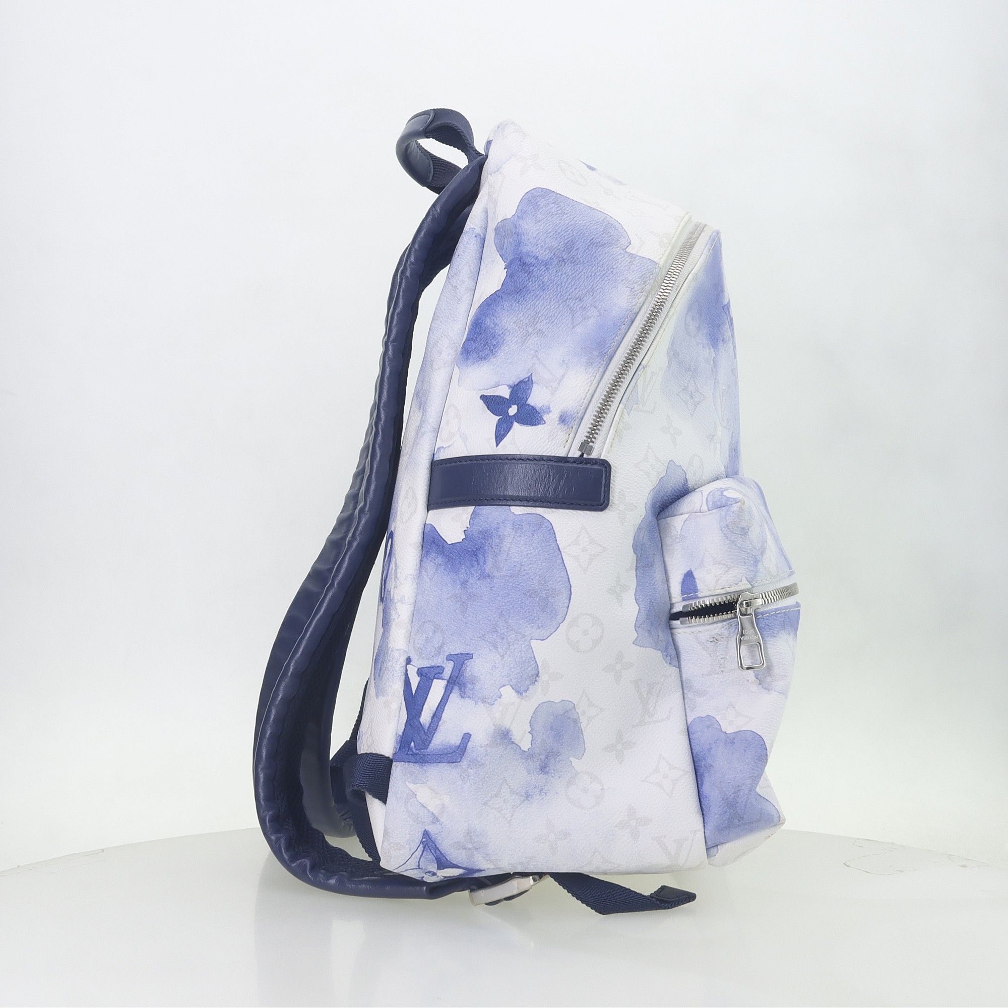 Louis Vuitton Louis Vuitton Watercolor Discovery Backpack Size ONE SIZE - 4 Thumbnail