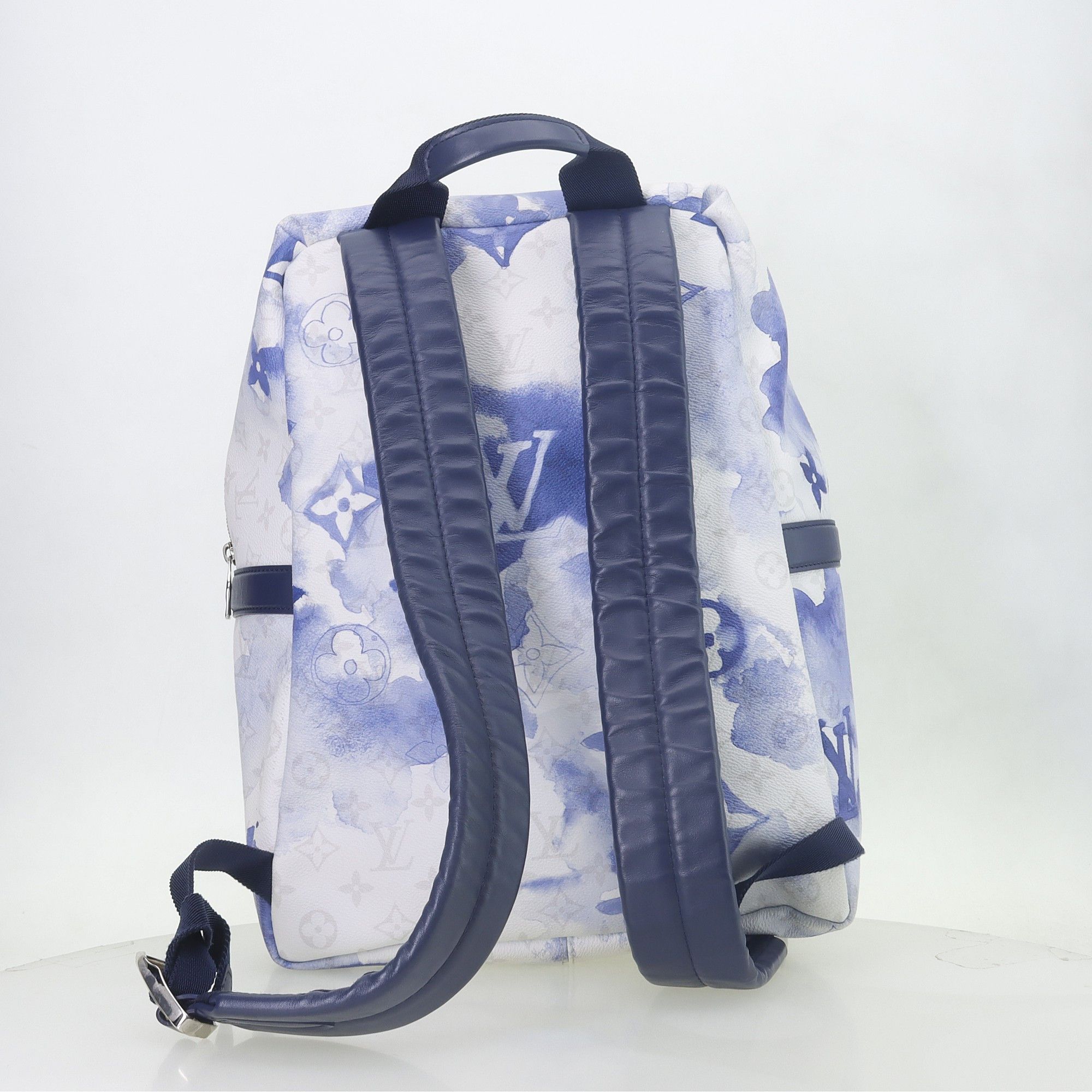 Louis Vuitton Louis Vuitton Watercolor Discovery Backpack Size ONE SIZE - 3 Thumbnail