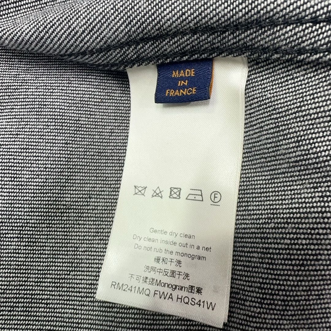 Louis Vuitton Louis Vuitton Monogram Shirt Size S Size US S / EU 44-46 / 1 - 4 Thumbnail