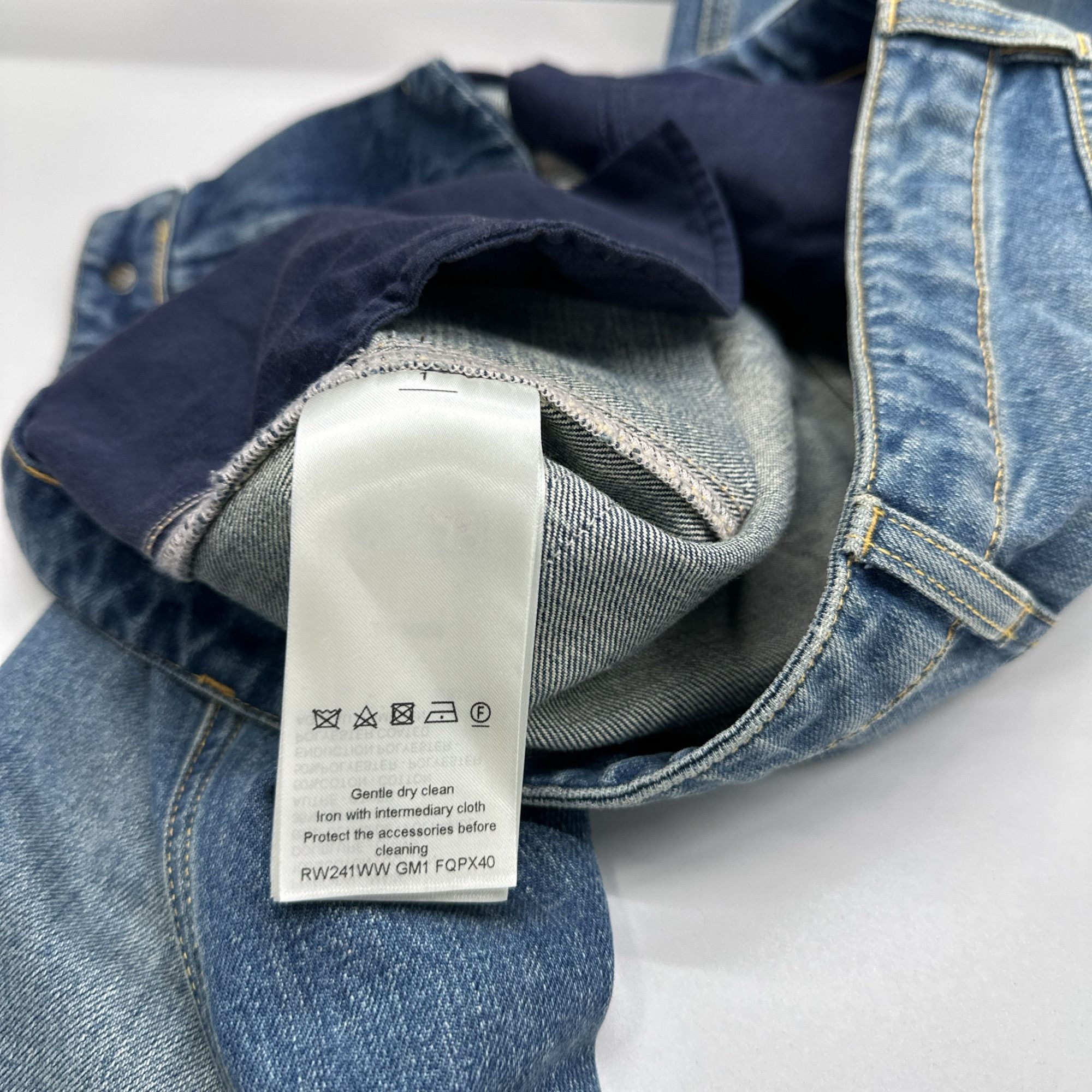 Louis Vuitton Louis Vuitton Logo Patch Jeans Size 38 Size 27" / US 4 / IT 40 - 4 Thumbnail