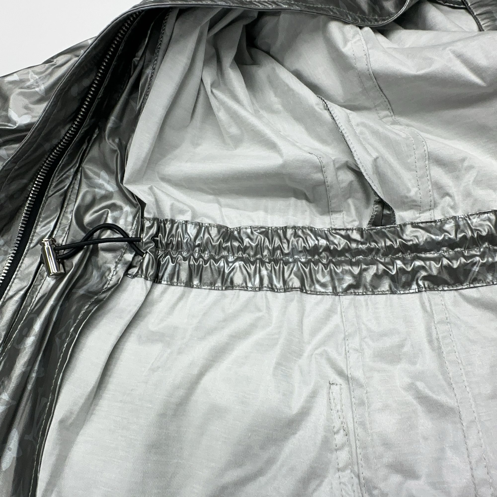 Louis Vuitton Louis Vuitton Monogram Hooded Parka Size 38 Size XS / US 0-2 / IT 36-38 - 8 Thumbnail