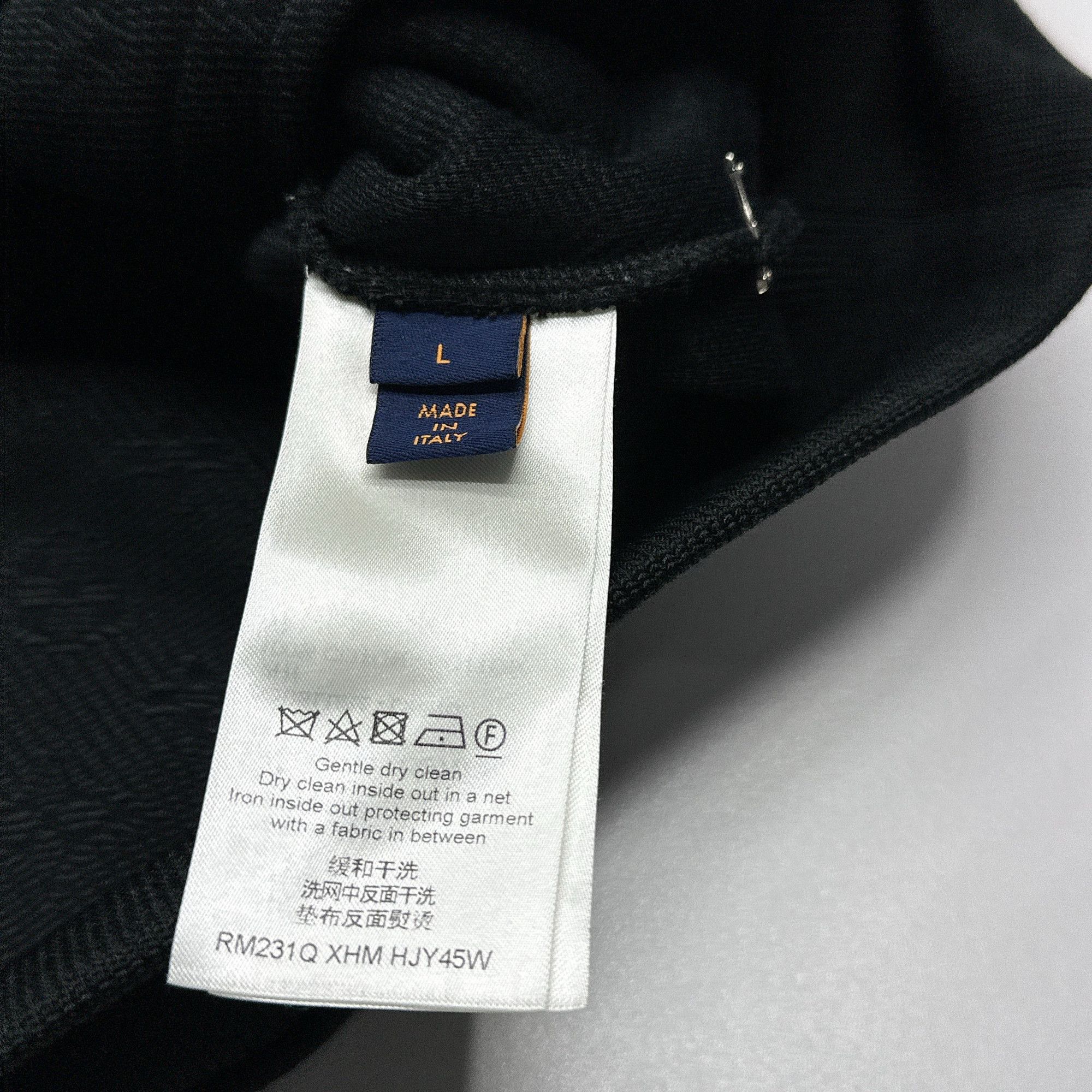 Louis Vuitton Louis Vuitton Monogram Embossed Zip-Up Jacket Size L Size US L / EU 52-54 / 3 - 4 Thumbnail