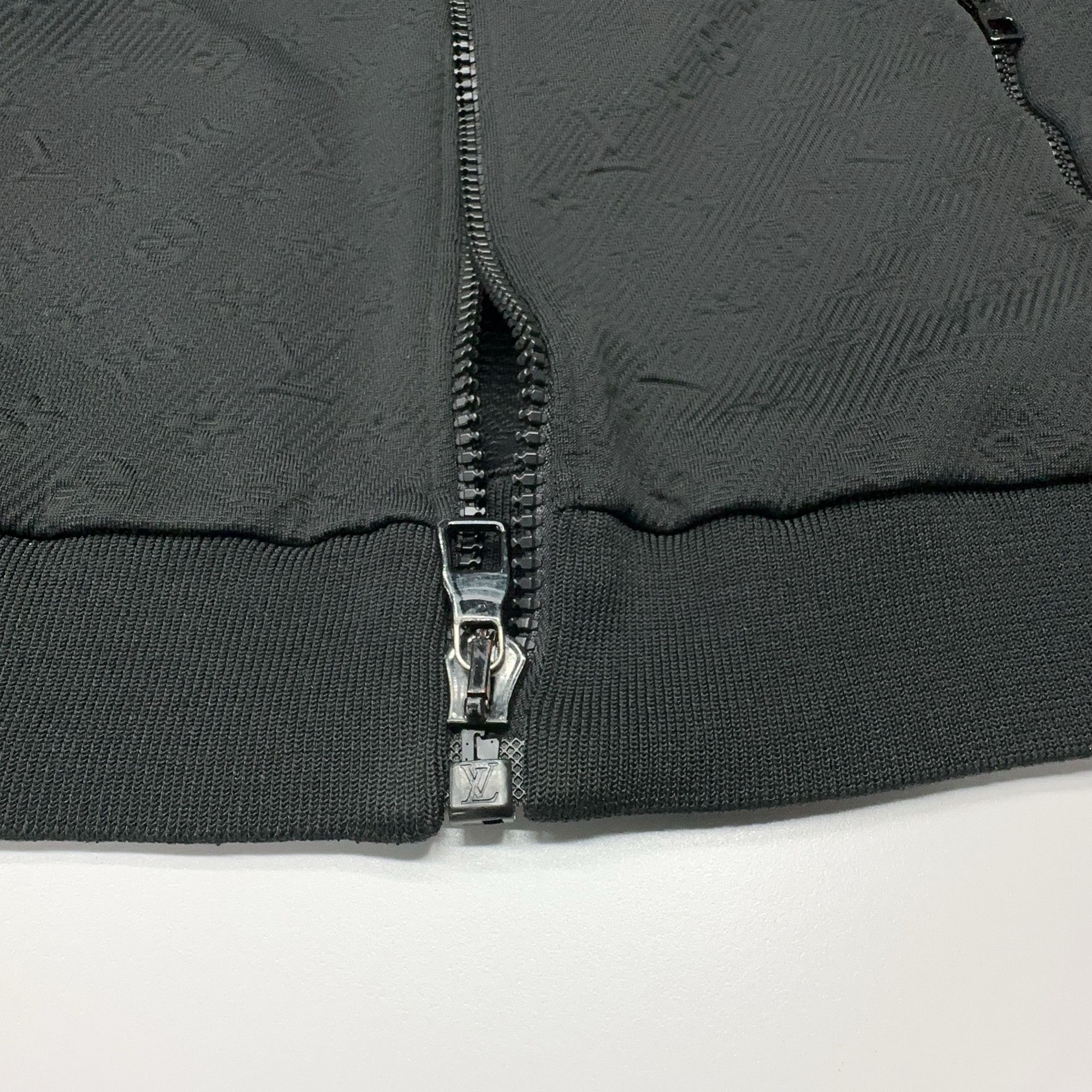 Louis Vuitton Louis Vuitton Monogram Embossed Zip-Up Jacket Size L Size US L / EU 52-54 / 3 - 8 Thumbnail