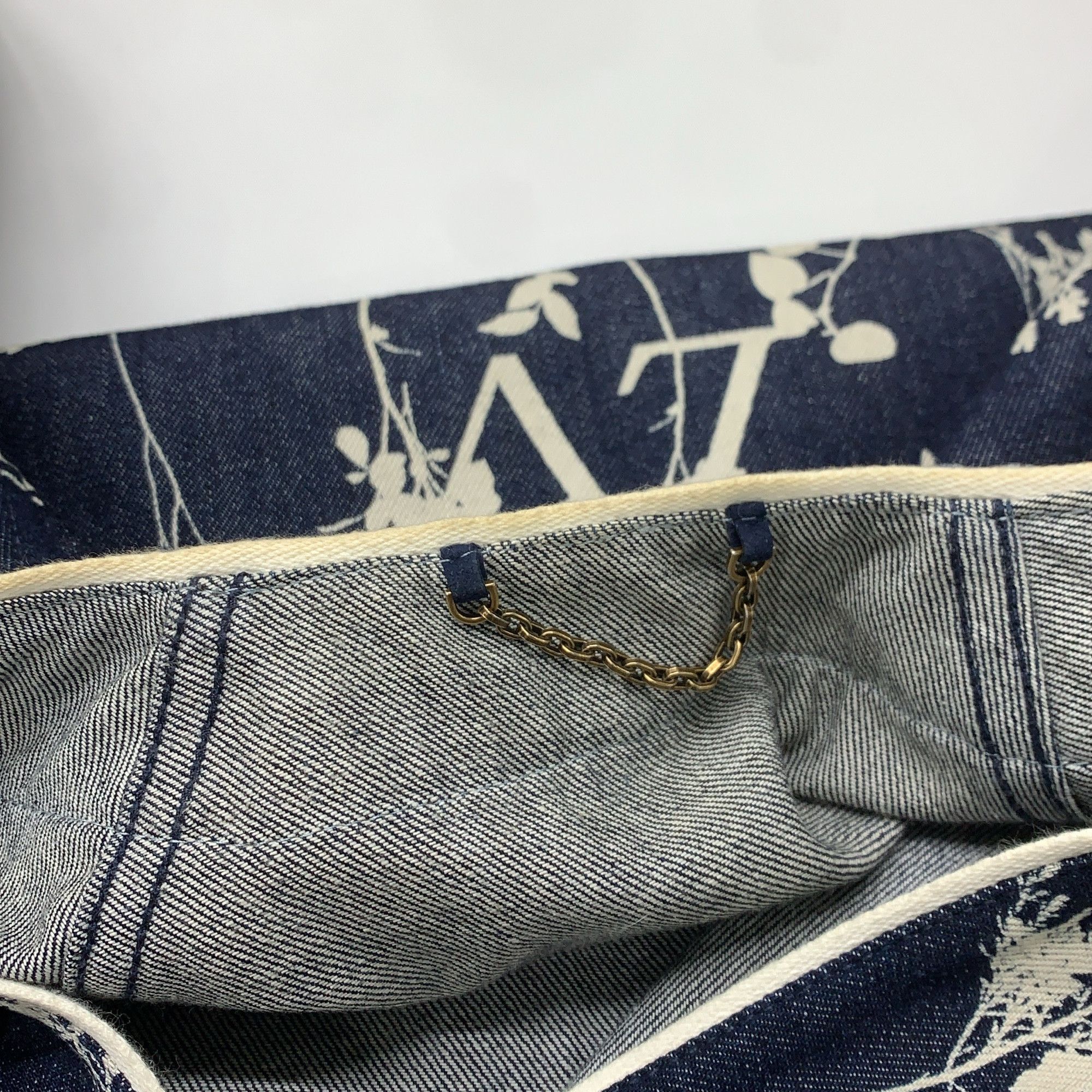 Louis Vuitton Louis Vuitton Floral Monogram Shirt XL Size US XL / EU 56 / 4 - 5 Thumbnail