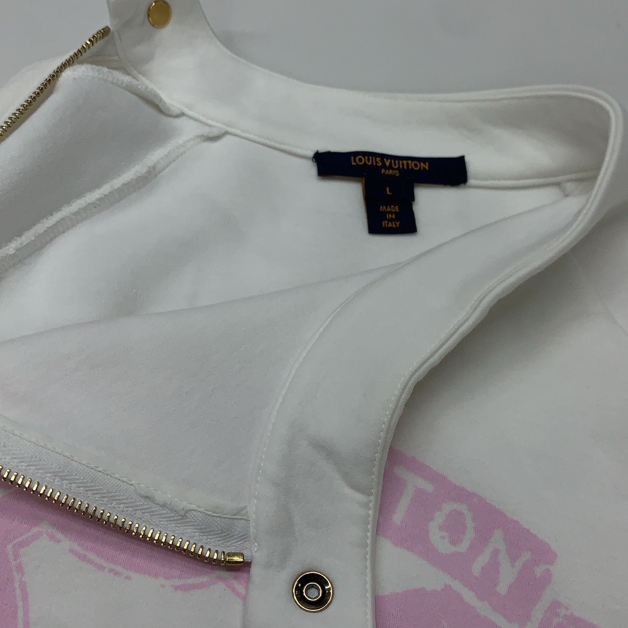 Louis Vuitton Louis Vuitton Pink Logo Shield Sweatshirt Size L Size L / US 10 / IT 46 - 5 Thumbnail