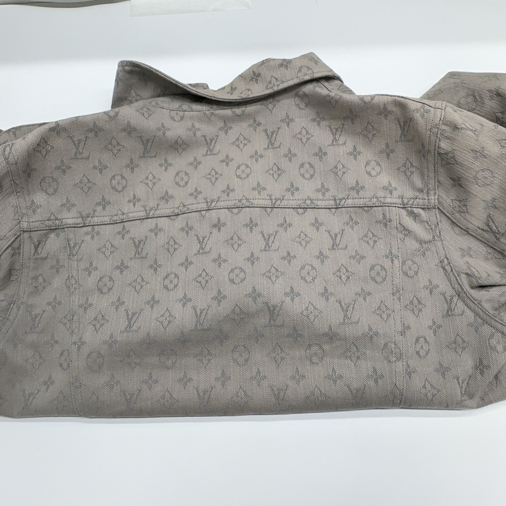 Louis Vuitton Louis Vuitton Monogram Denim Jacket Size 46 Size US S / EU 44-46 / 1 - 11 Thumbnail