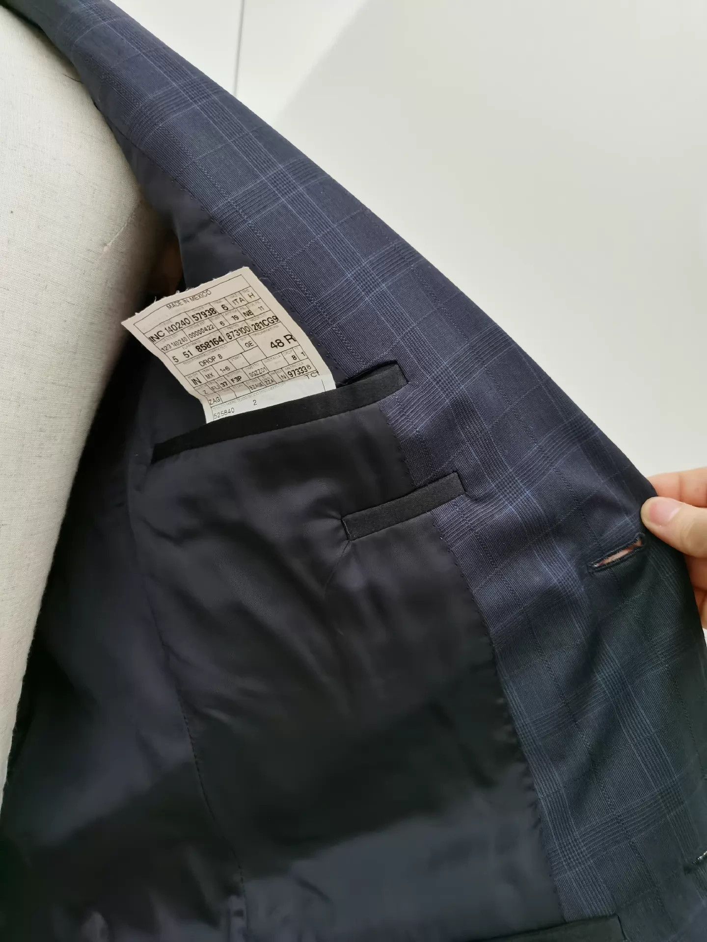 Z Zegna Stylish Blue Check Suit Jacket, Size 48 Size US M / EU 48-50 / 2 - 7 Thumbnail