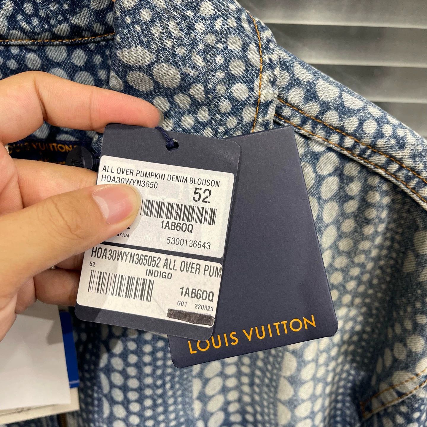 Louis Vuitton Polka Dot Zip Denim Jacket in Blue Size US L / EU 52-54 / 3 - 7 Thumbnail