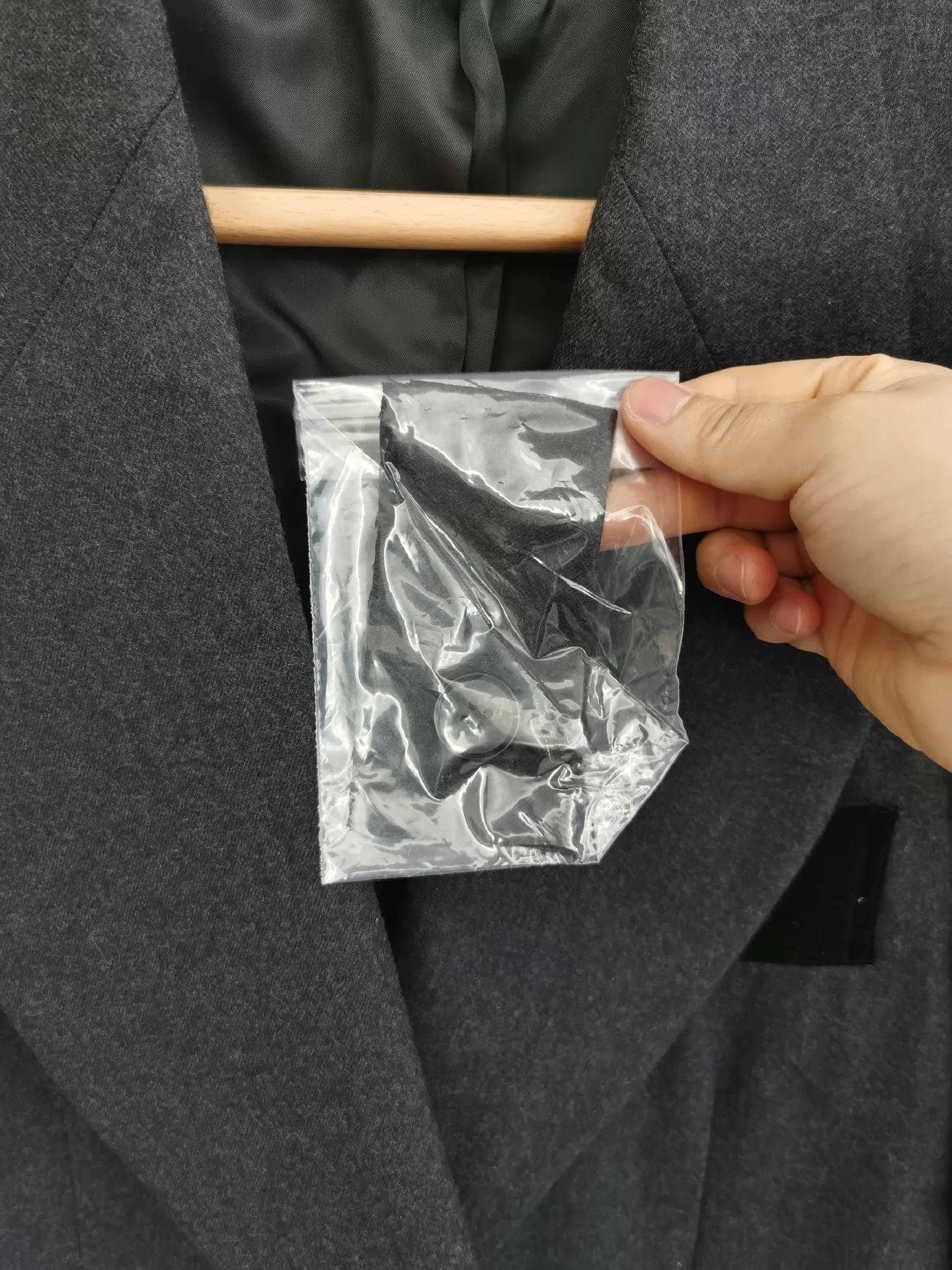 Comme des Garcons SHIRT Black Wool Suit with Peak Lapel Size US M / EU 48-50 / 2 - 9 Thumbnail