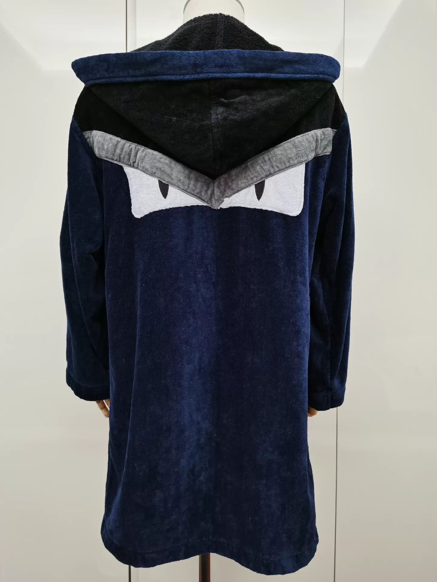 Fendi Unique Blue Monster Robe Jacket Size US M / EU 48-50 / 2 - 5 Thumbnail