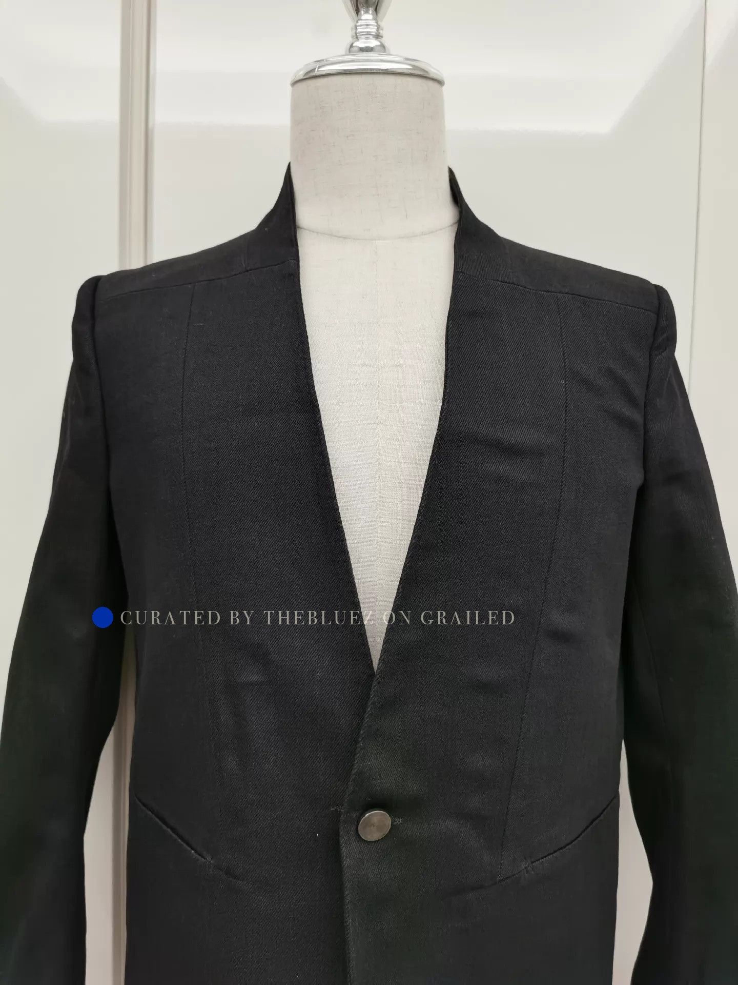 Boris Bidjan Saberi Sleek Black Blazer with Unique Structure Size US S / EU 44-46 / 1 - 2 Thumbnail