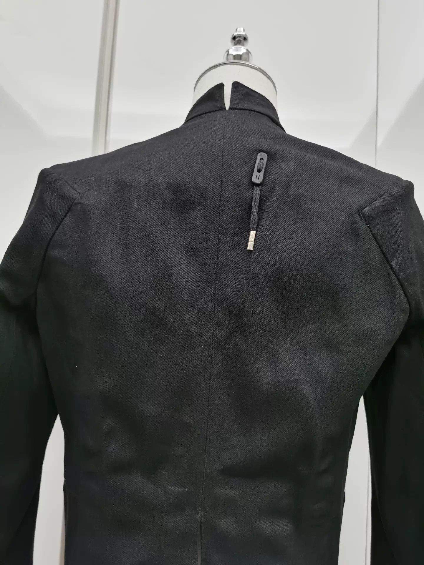Boris Bidjan Saberi Sleek Black Blazer with Unique Structure Size US S / EU 44-46 / 1 - 5 Thumbnail
