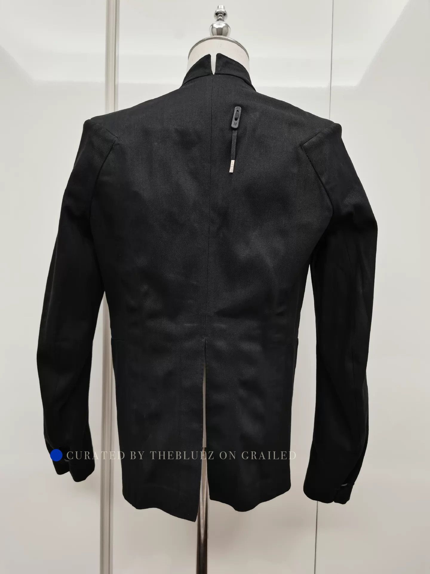 Boris Bidjan Saberi Sleek Black Blazer with Unique Structure Size US S / EU 44-46 / 1 - 4 Thumbnail