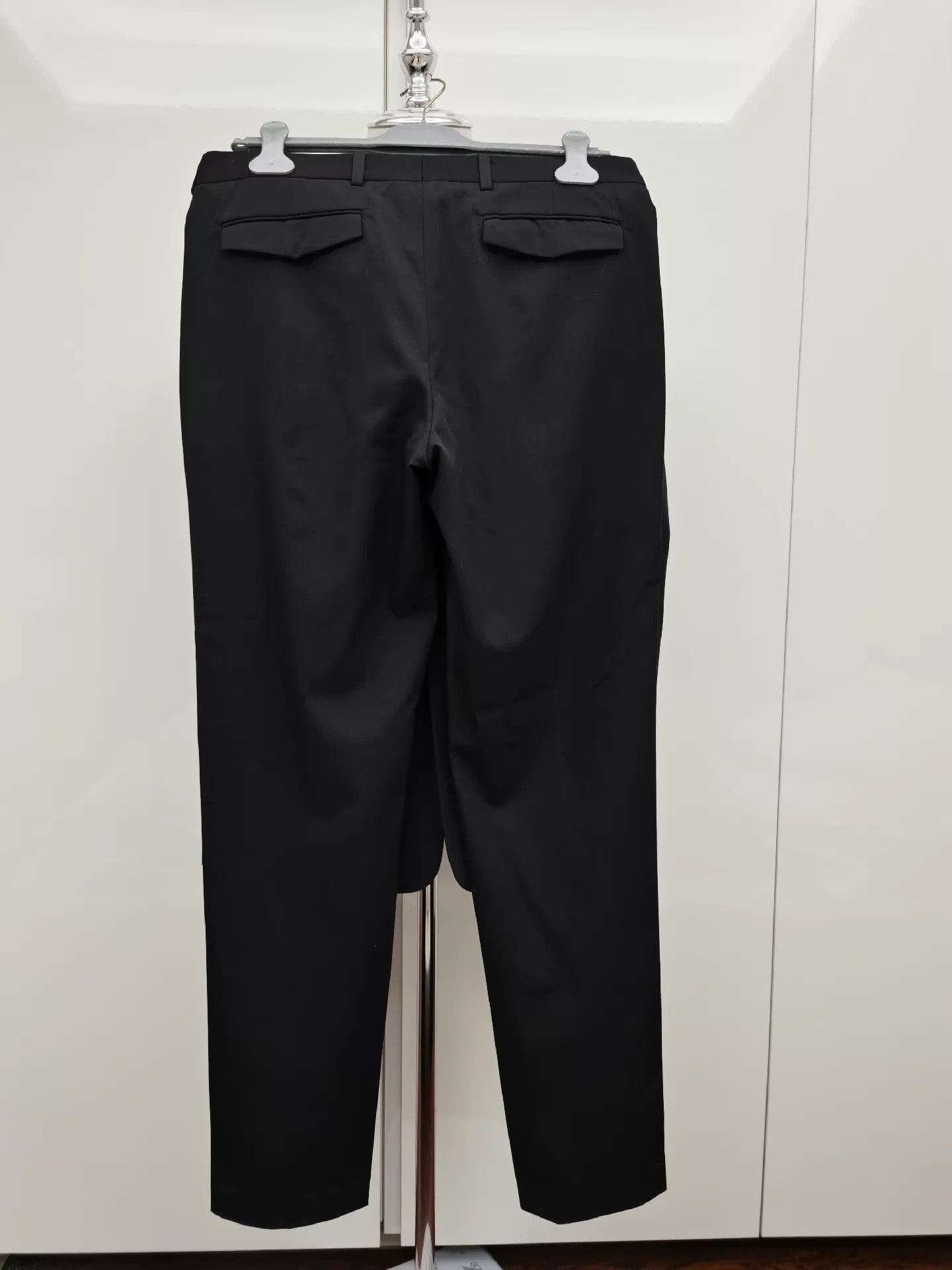Dior Elegant Black Wool Suit, Size 48 Size US M / EU 48-50 / 2 - 6 Thumbnail