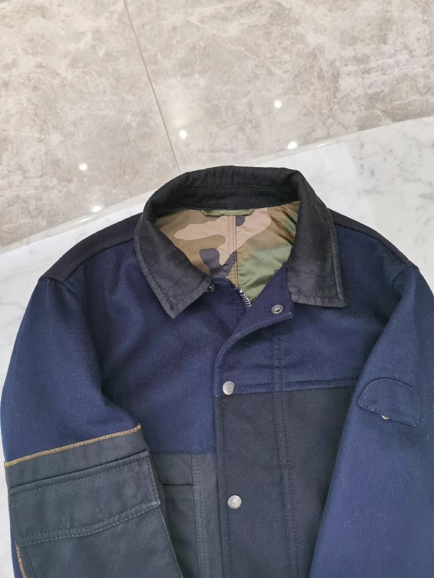 Valentino Mixed Fabric Paneled Jacket Size US M / EU 48-50 / 2 - 8 Thumbnail