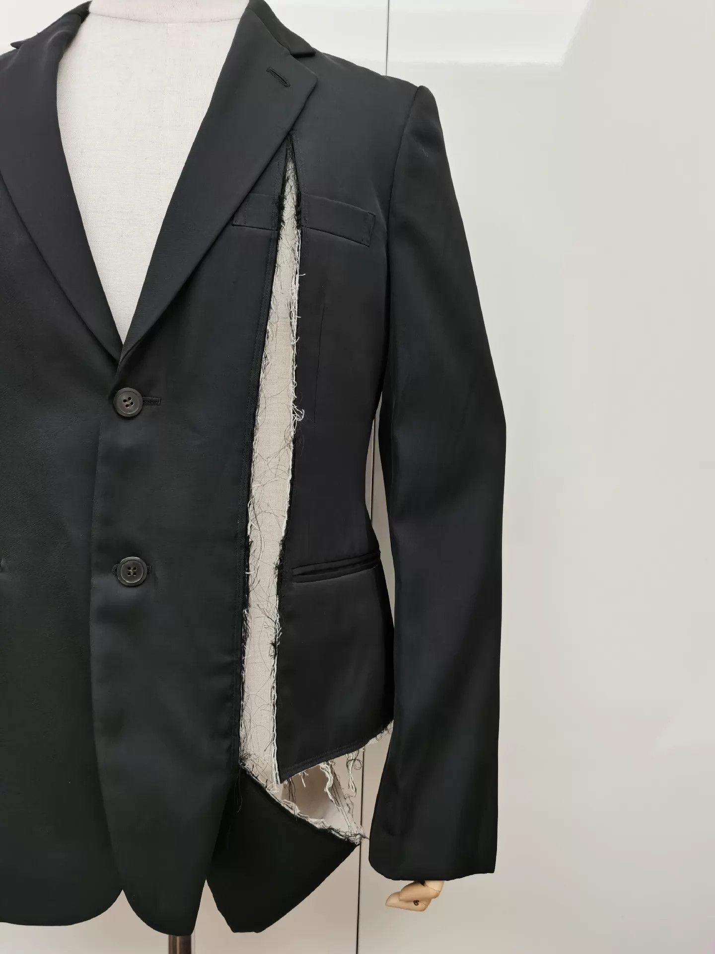 Comme des Garcons Distressed Black Blazer - Limited Edition Size US M / EU 48-50 / 2 - 2 Thumbnail