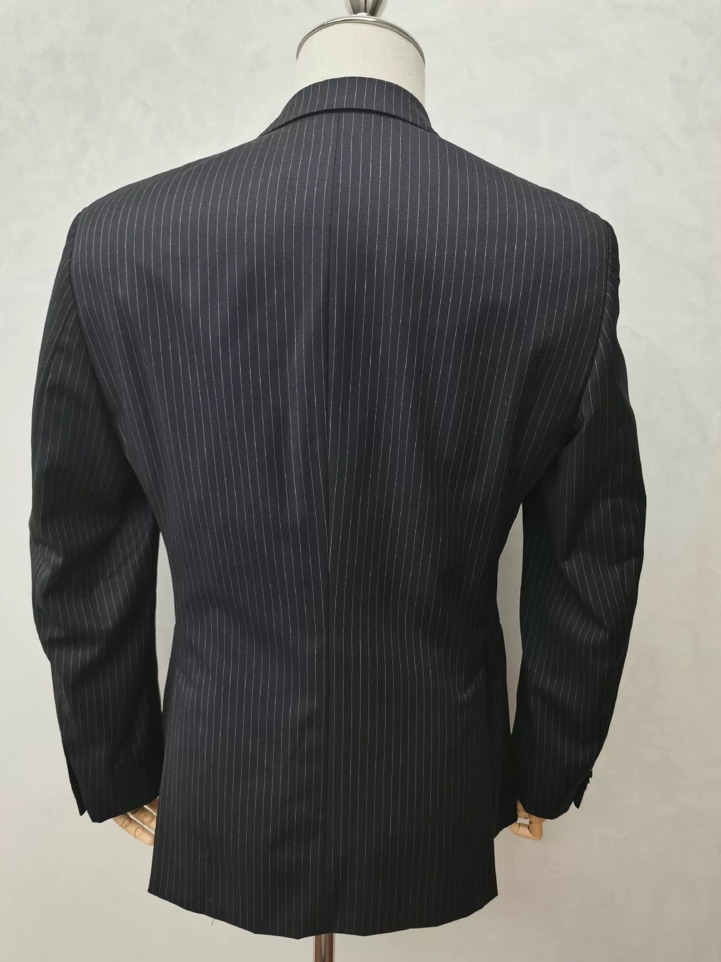 Armani Elegant Black Waist-Cinched Blazer Size US M / EU 48-50 / 2 - 4 Thumbnail