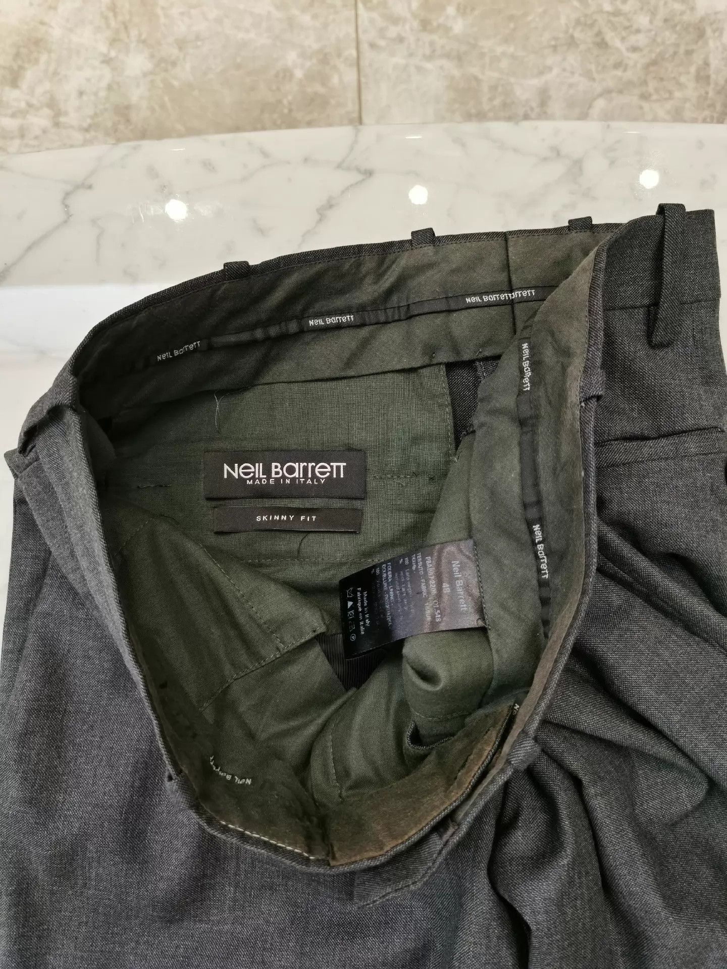 Neil Barrett Black Wool Runway Suit in Excellent Condition Size US M / EU 48-50 / 2 - 9 Thumbnail