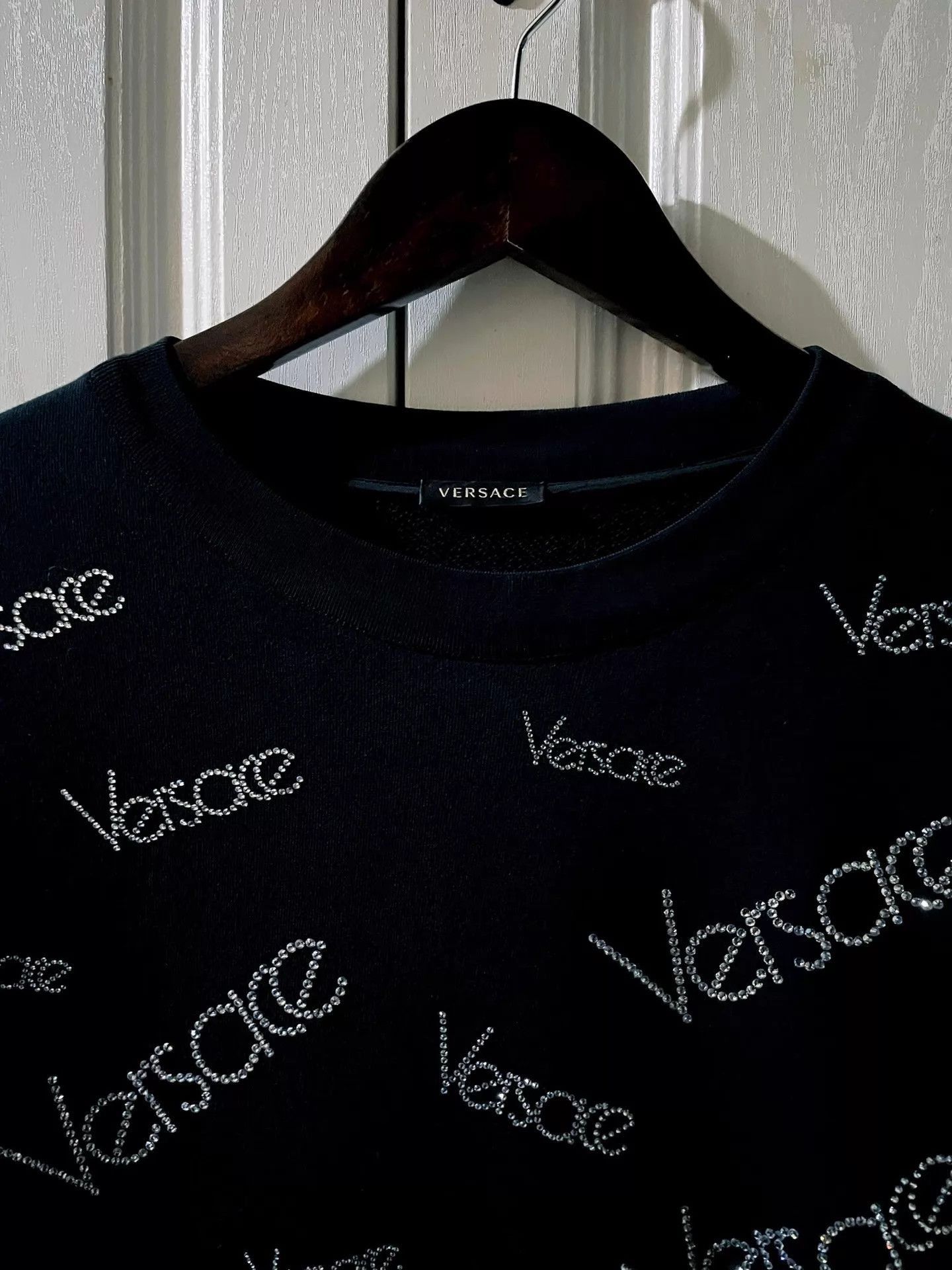 Versace Luxury Crystal Sweatshirt in Black Size US M / EU 48-50 / 2 - 3 Thumbnail