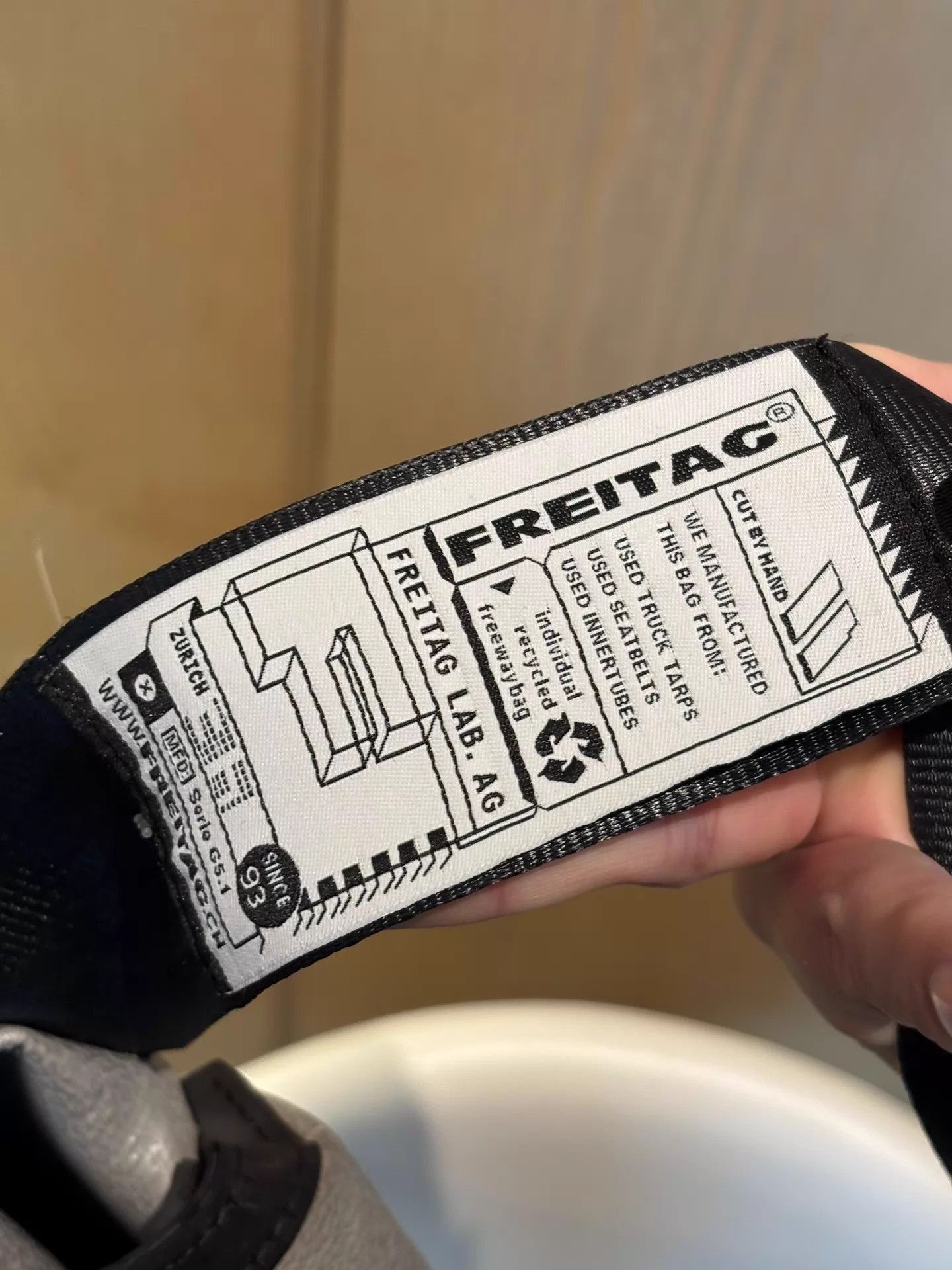 Freitag Recycled Tarp Light Gray Messenger Bag Size ONE SIZE - 6 Thumbnail