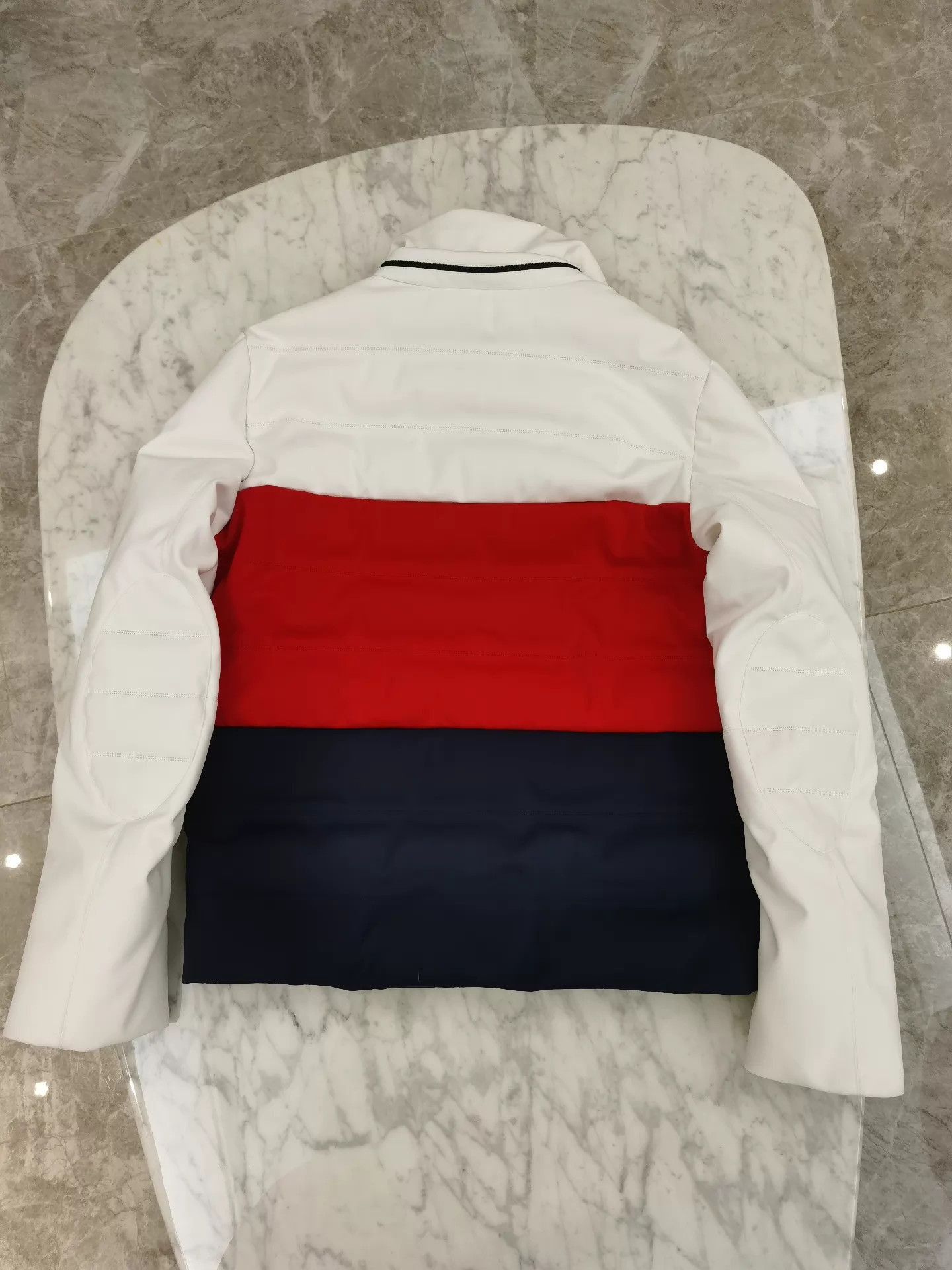 Fendi Classic Bulb Color Block Puffer Jacket Size US M / EU 48-50 / 2 - 7 Thumbnail