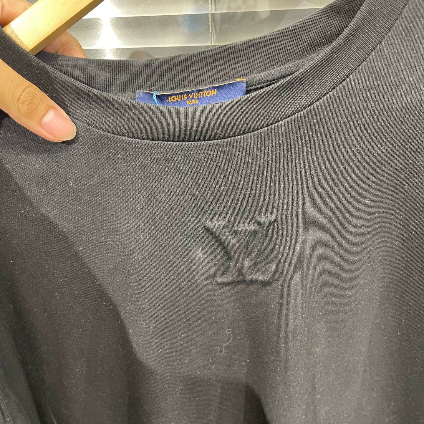 Louis Vuitton Embossed Monogram Black Short Sleeve Tee Size US XXL / EU 58 / 5 - 4 Thumbnail