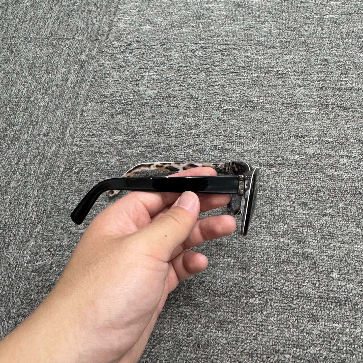 Chrome Hearts Stylish Black Sunglasses Size ONE SIZE - 3 Thumbnail