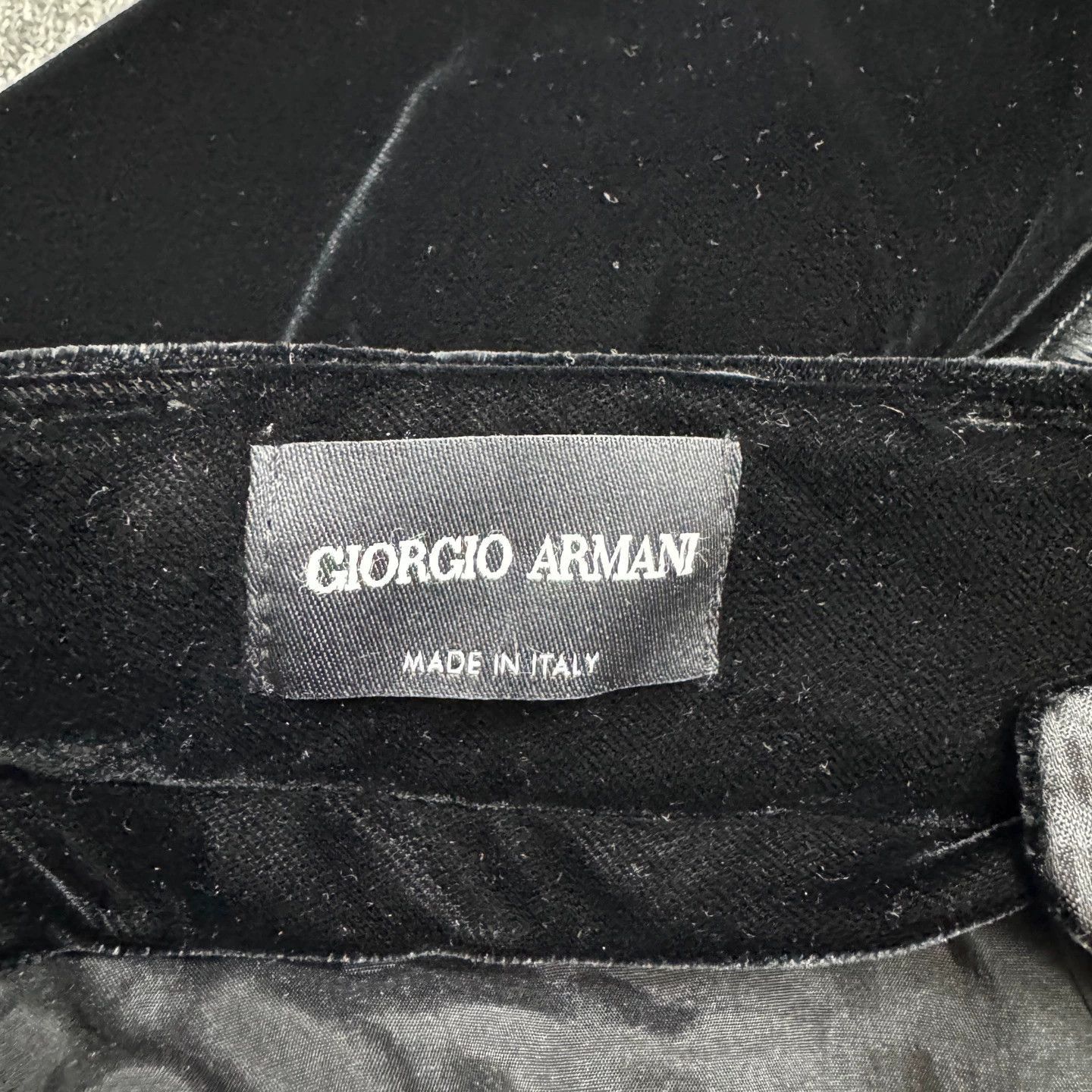 Giorgio Armani Luxe Black Velvet Trousers Size US 32 / EU 48 - 2 Thumbnail