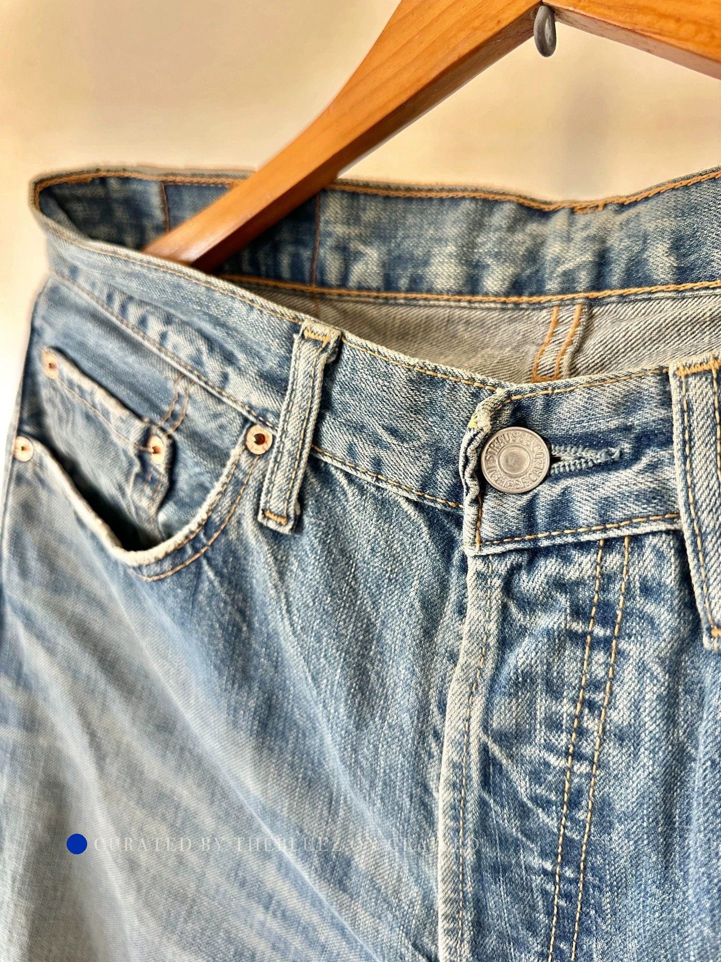 Levi's Classic Blue 501 Jeans in Size 32 Size US 32 / EU 48 - 5 Thumbnail