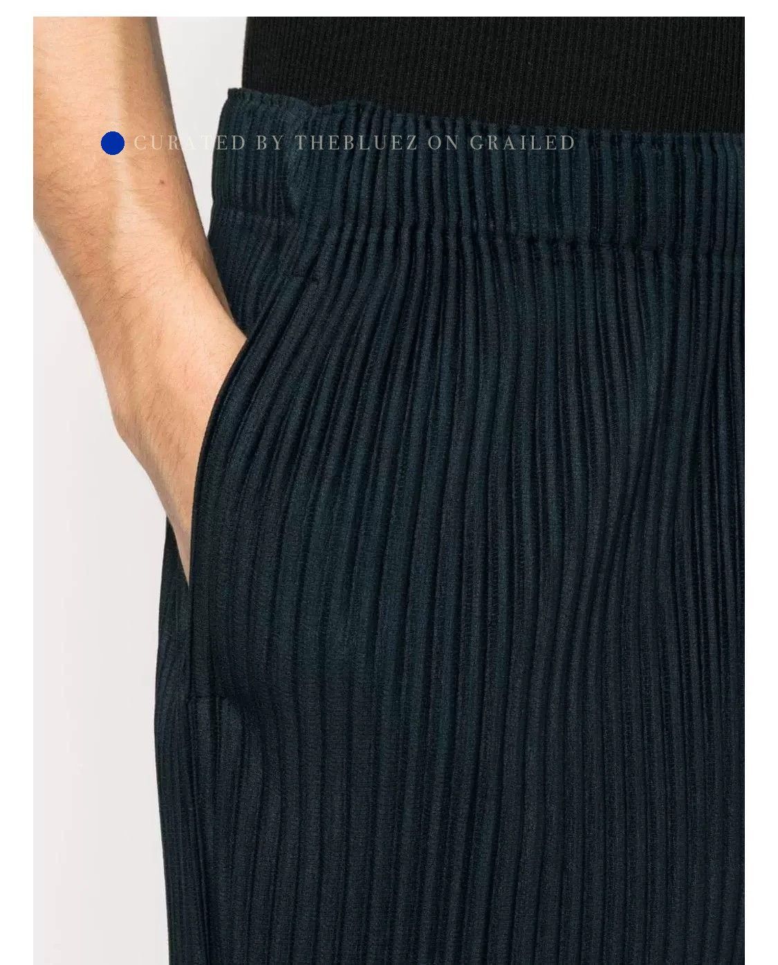 Issey Miyake Pleated Black Bermuda Shorts Size US 34 / EU 50 - 3 Thumbnail