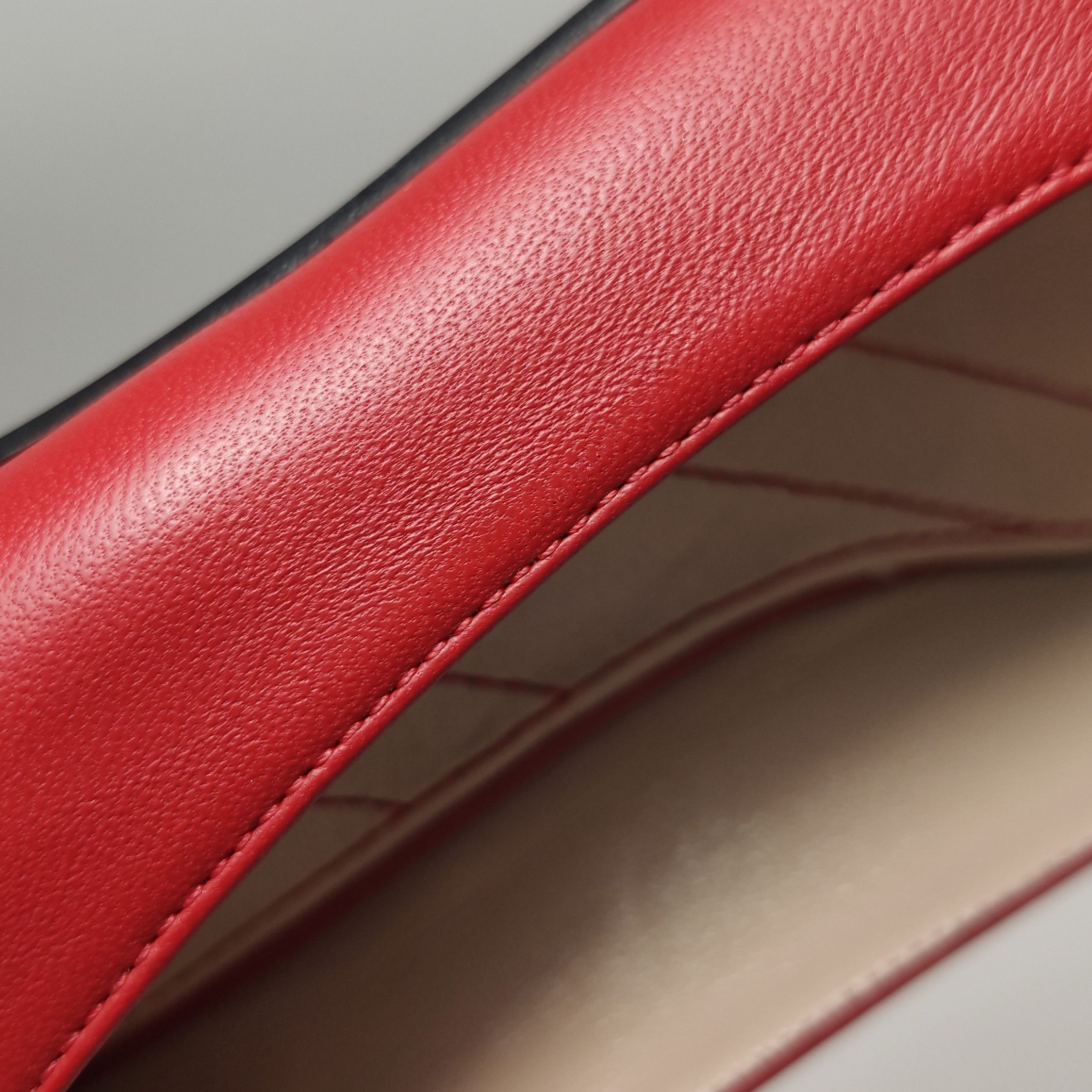 Gucci Gucci Women 6-5 Flats Size US 6.5 / IT 36.5 - 10 Thumbnail