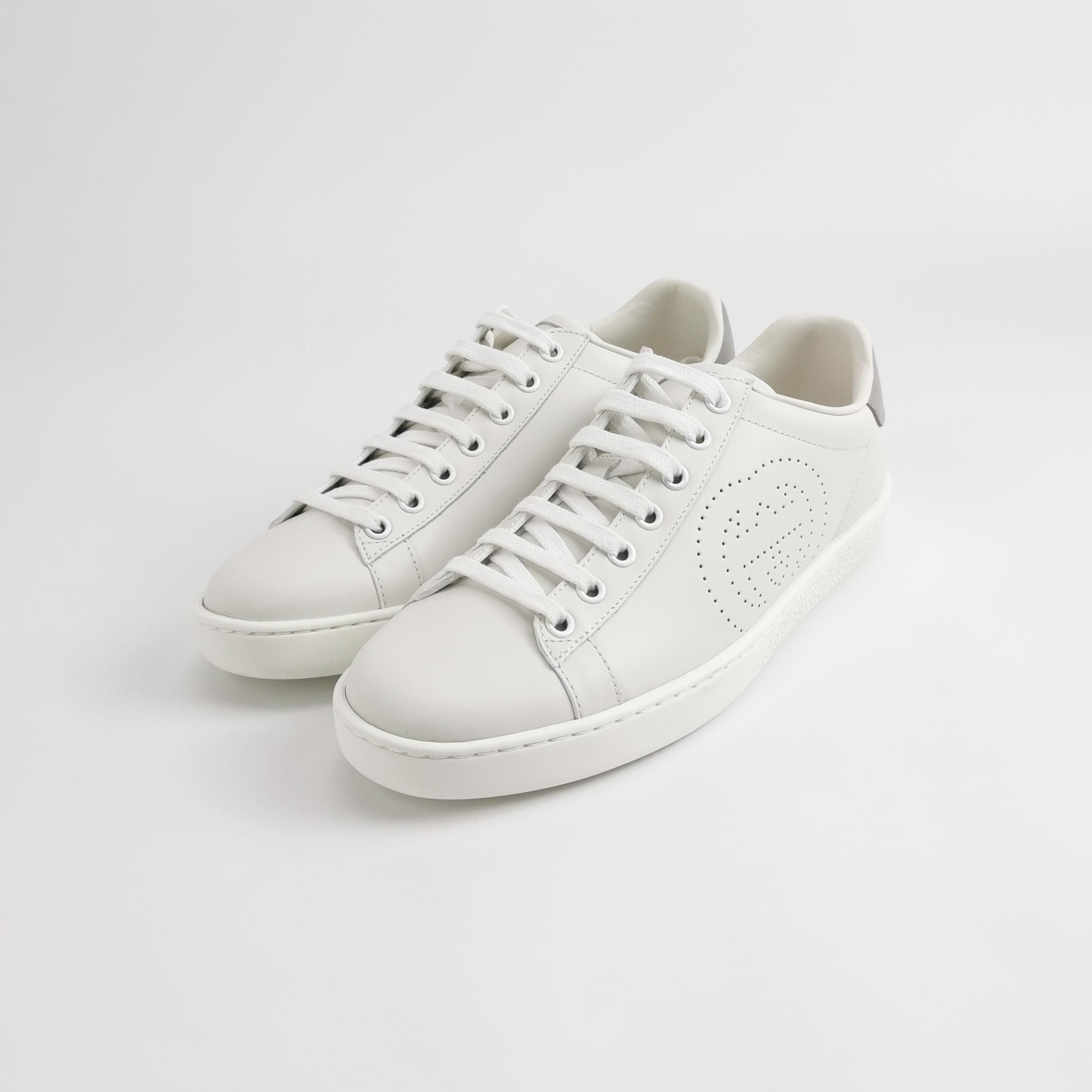 Gucci Gucci Women 6-5 Lowtop Sneakers Size US 6.5 / IT 36.5 - 2 Thumbnail