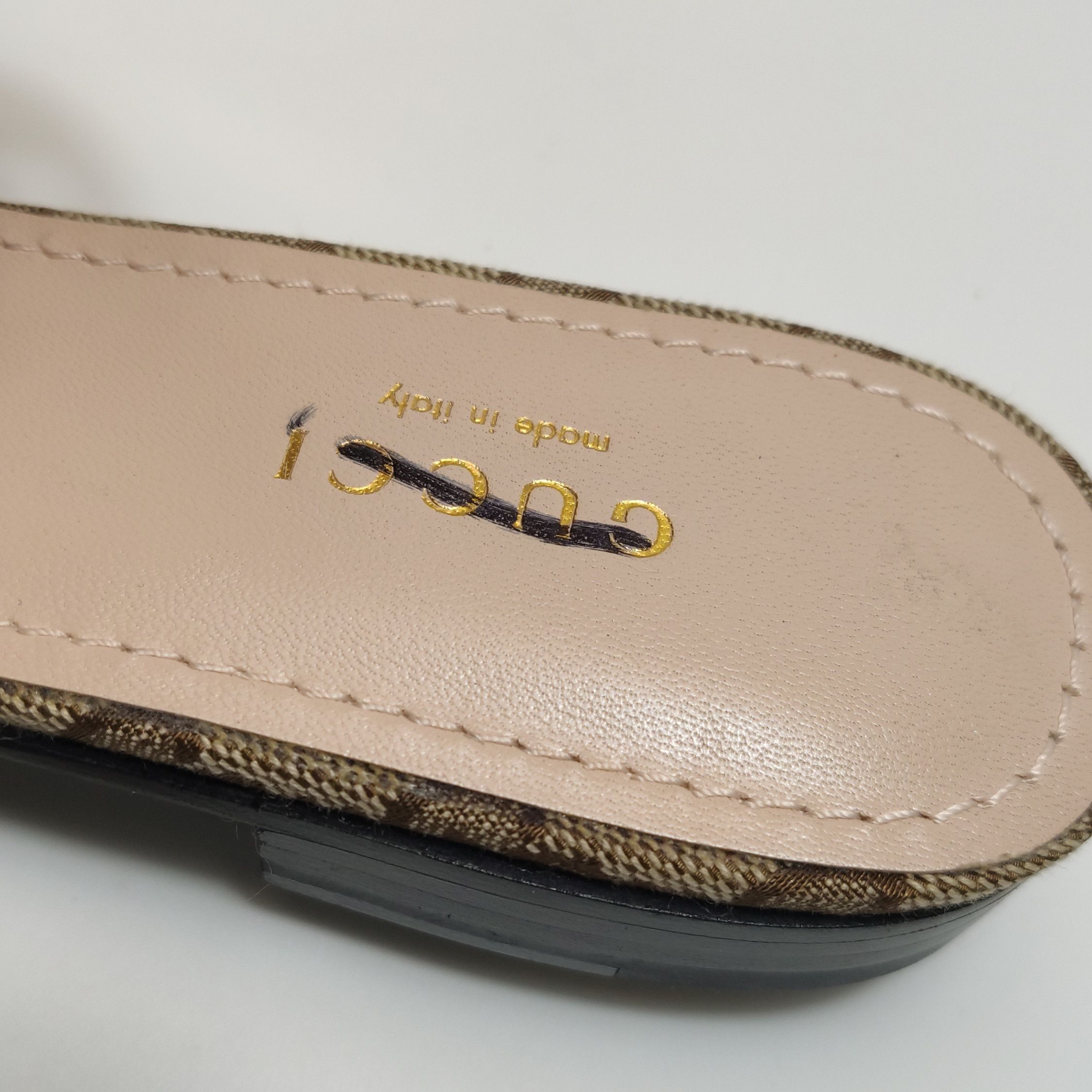 Gucci Gucci Women 5-5 Flats Size US 5.5 / IT 35.5 - 11 Thumbnail