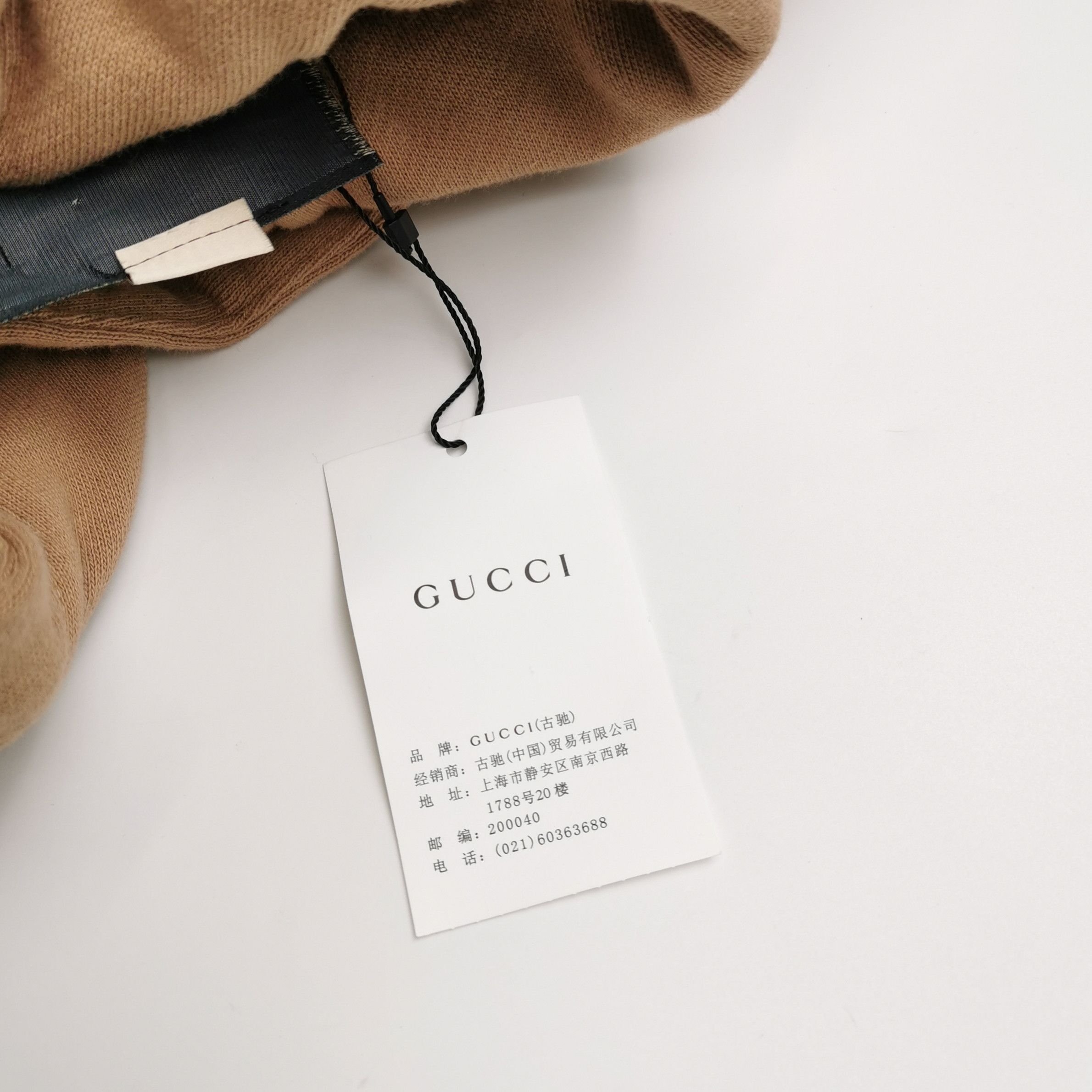 Gucci Gucci Women m Short Sleeve Shirts Size M / US 6-8 / IT 42-44 - 5 Thumbnail