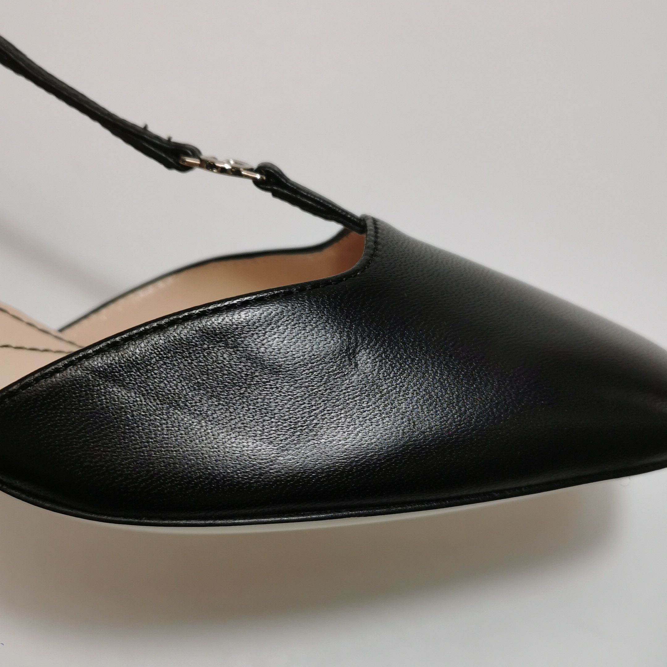 Gucci Gucci Women 5-5 Heels Size US 5.5 / IT 35.5 - 12 Thumbnail
