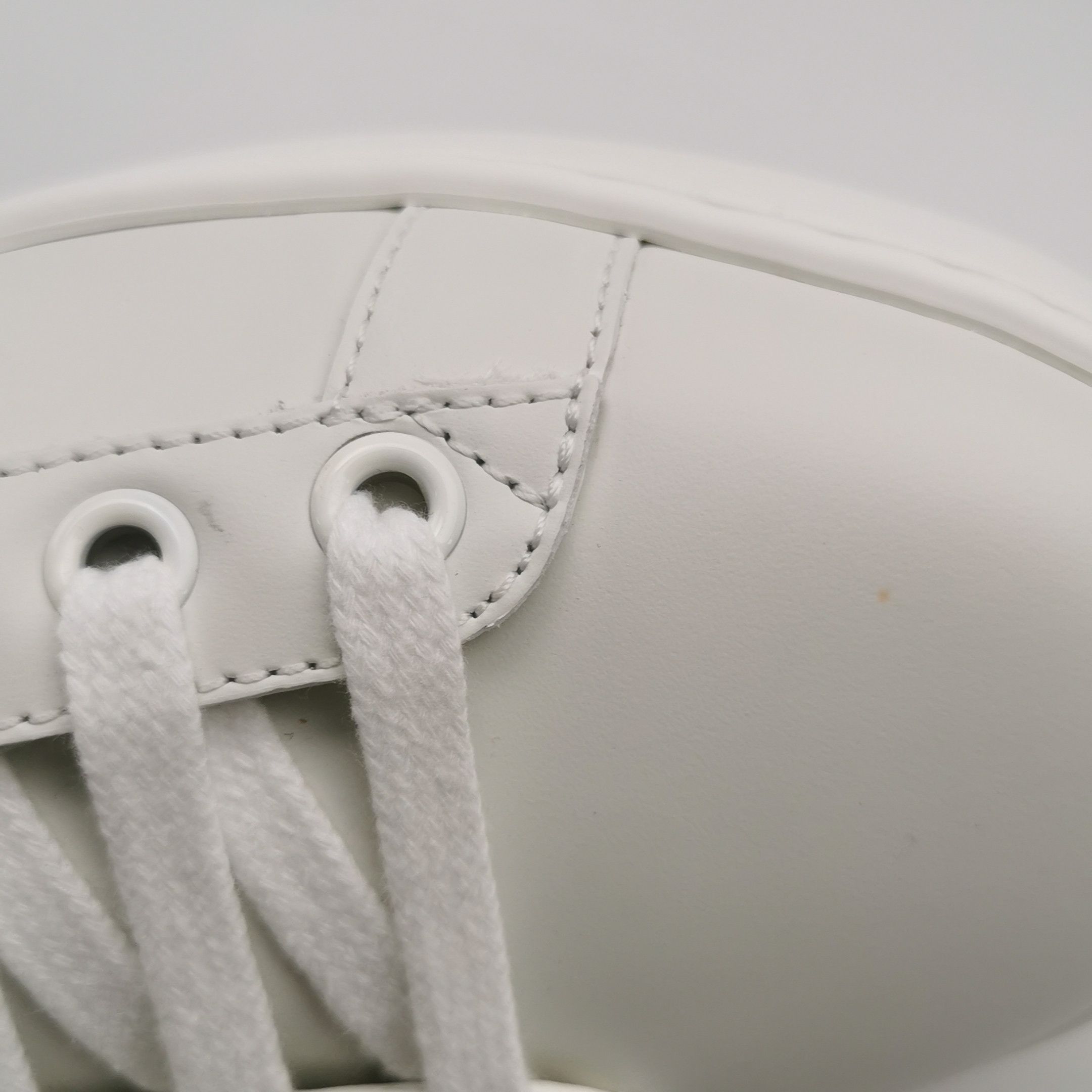 Gucci Gucci Women 7 Lowtop Sneakers Size US 7 / IT 37 - 7 Thumbnail