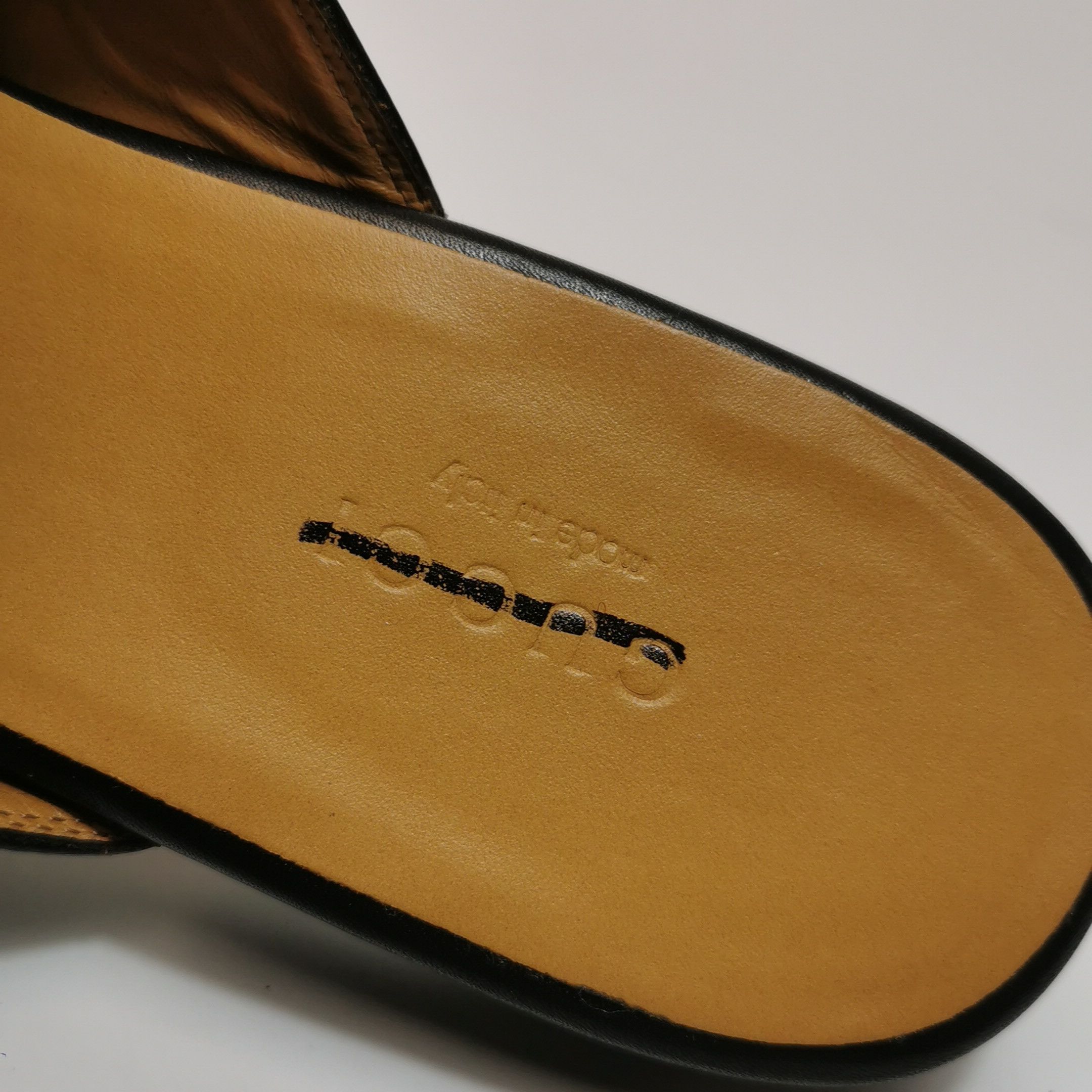 Gucci Gucci Women 7 Sandals Size US 7 / IT 37 - 11 Thumbnail