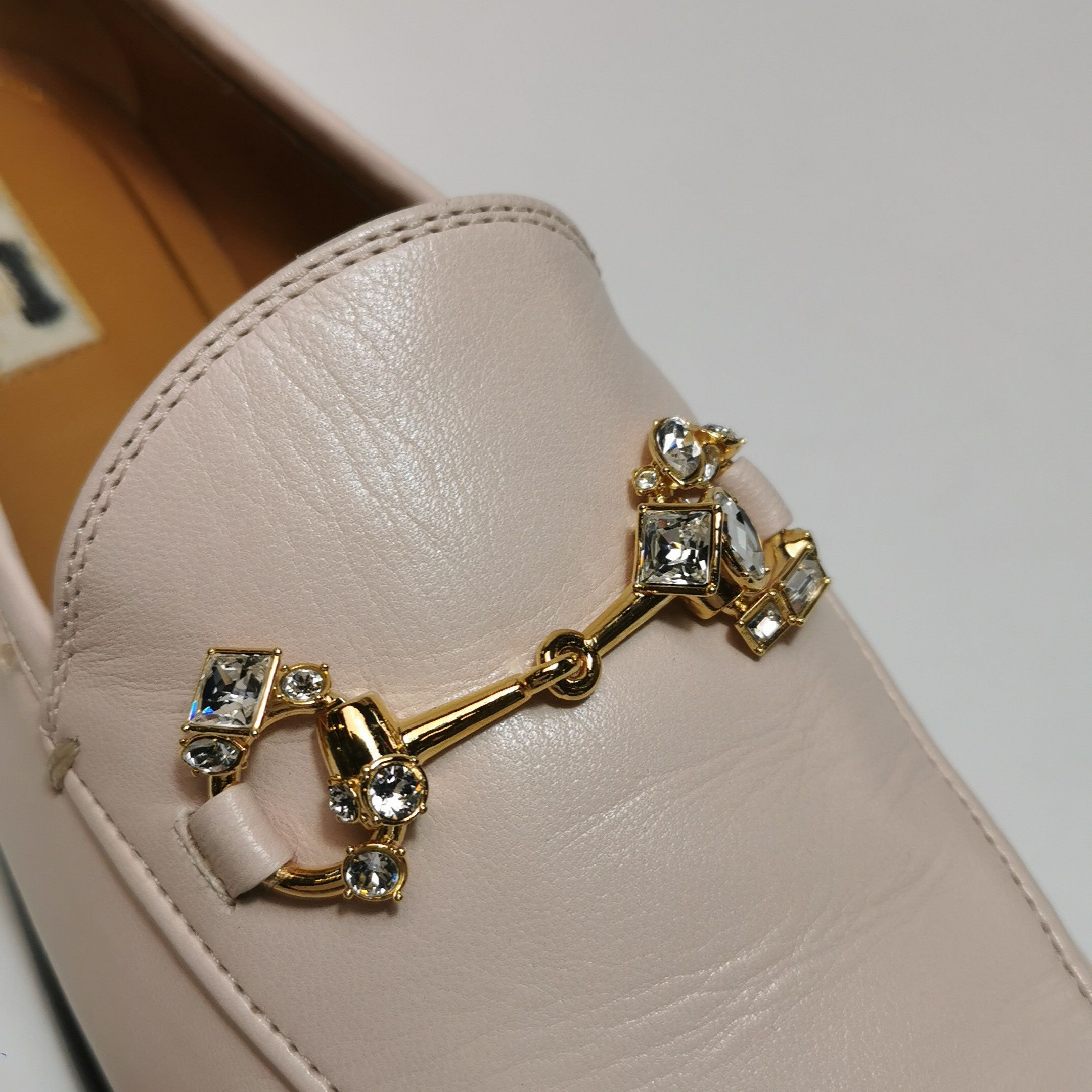 Gucci Gucci Women 5-5 Flats Size US 5.5 / IT 35.5 - 12 Thumbnail