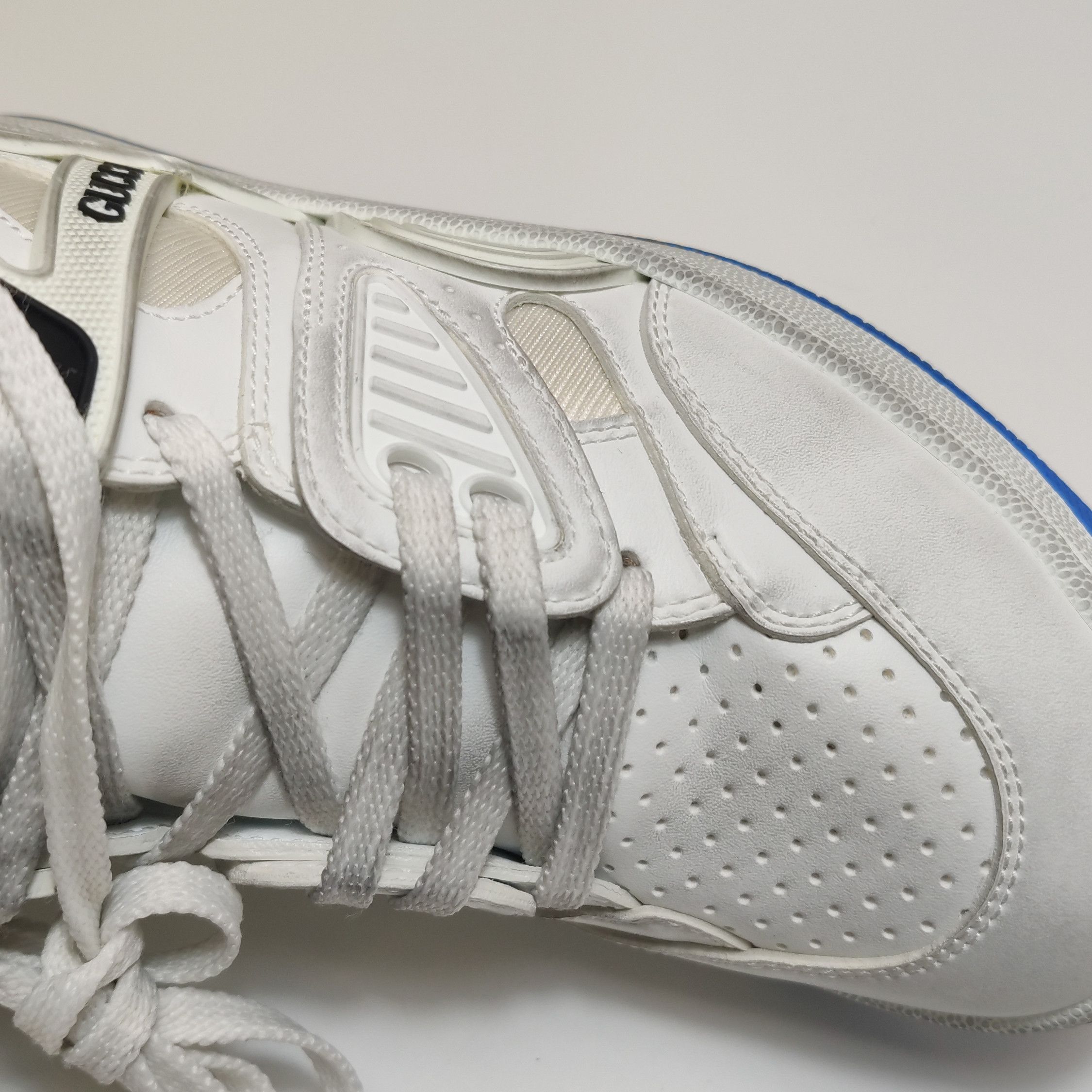Gucci Gucci Women 5 Lowtop Sneakers Size US 5 / IT 35 - 9 Thumbnail