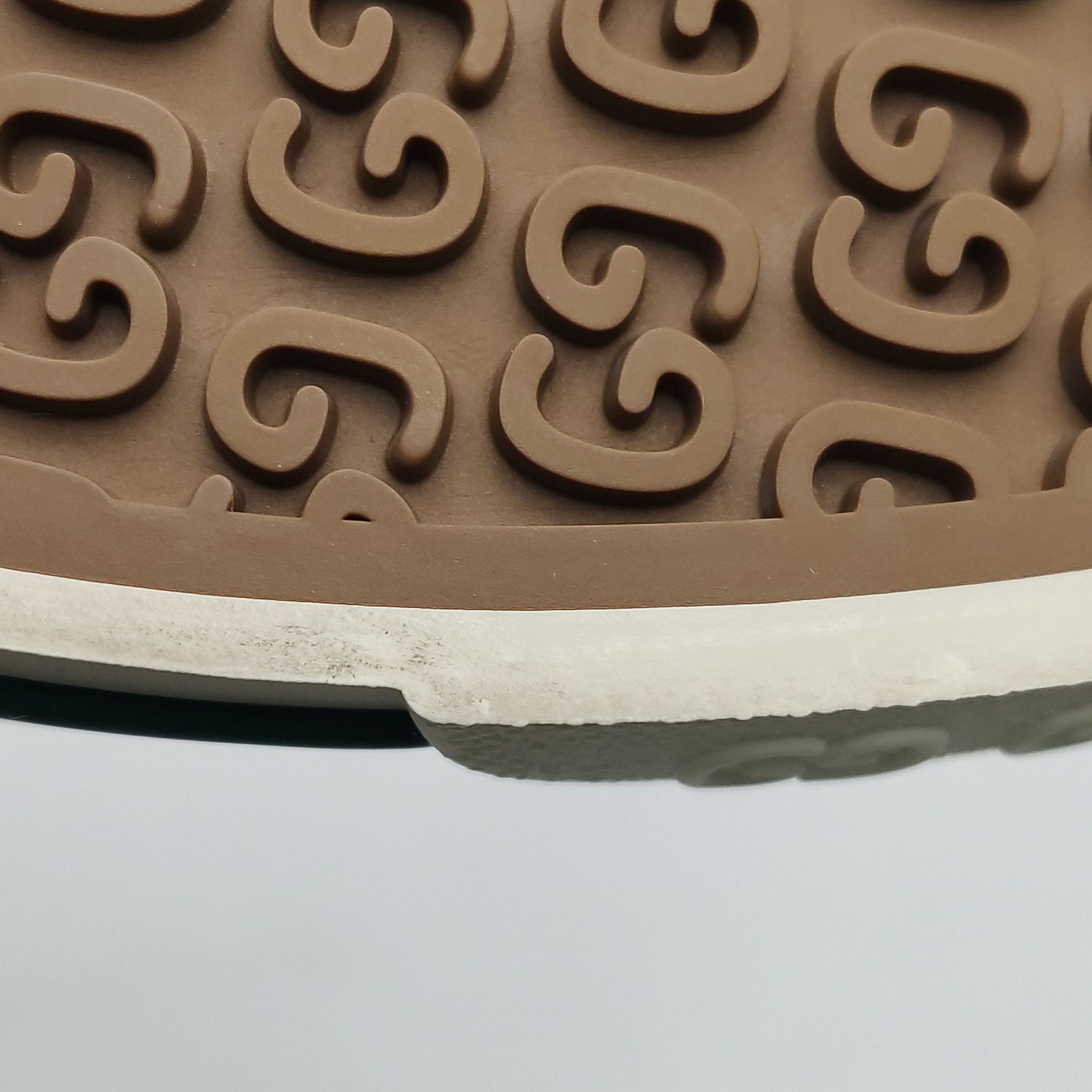 Gucci Gucci Women 6 Lowtop Sneakers Size US 6 / IT 36 - 16 Thumbnail