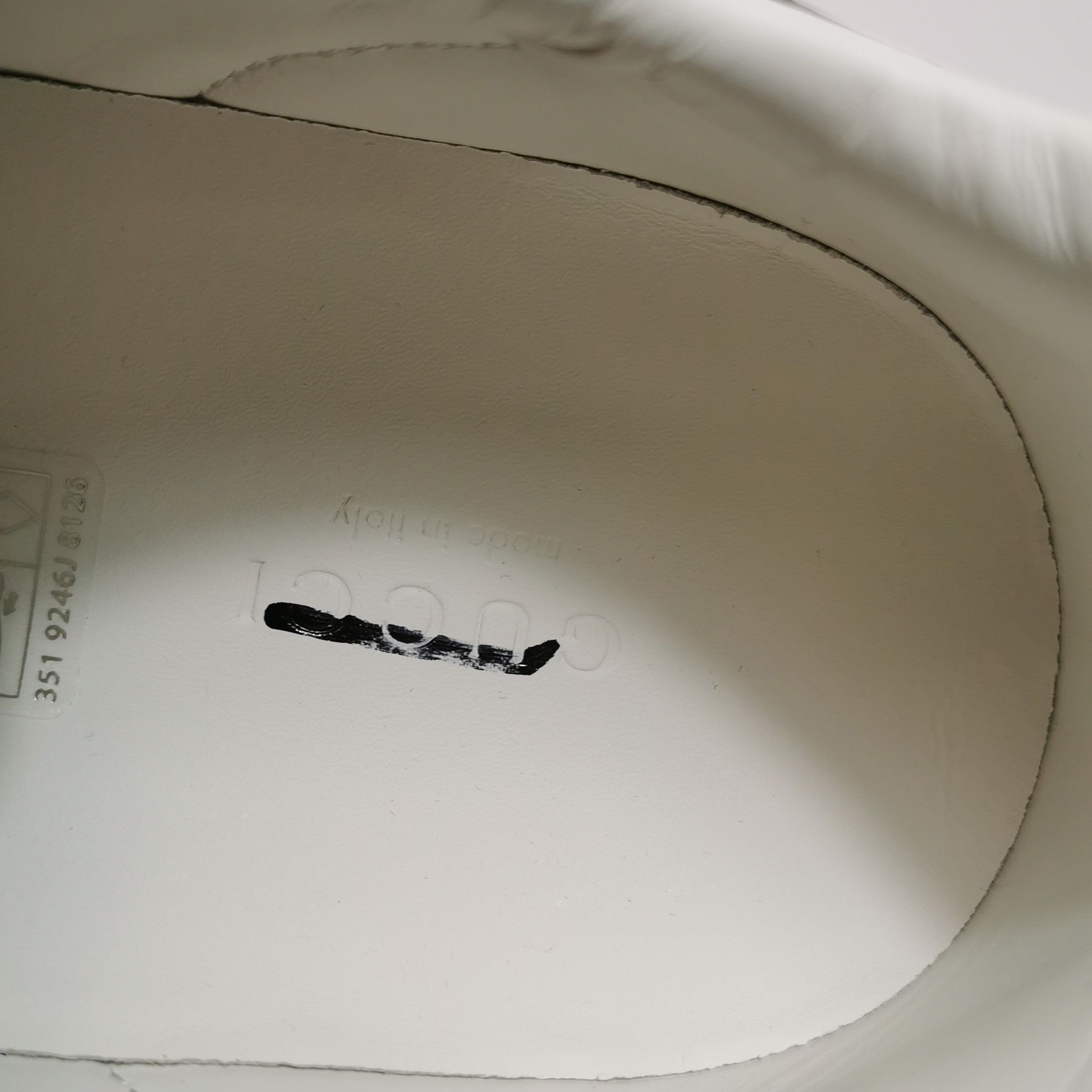 Gucci Gucci Women 9-5 Lowtop Sneakers Size US 9.5 / IT 39.5 - 10 Thumbnail