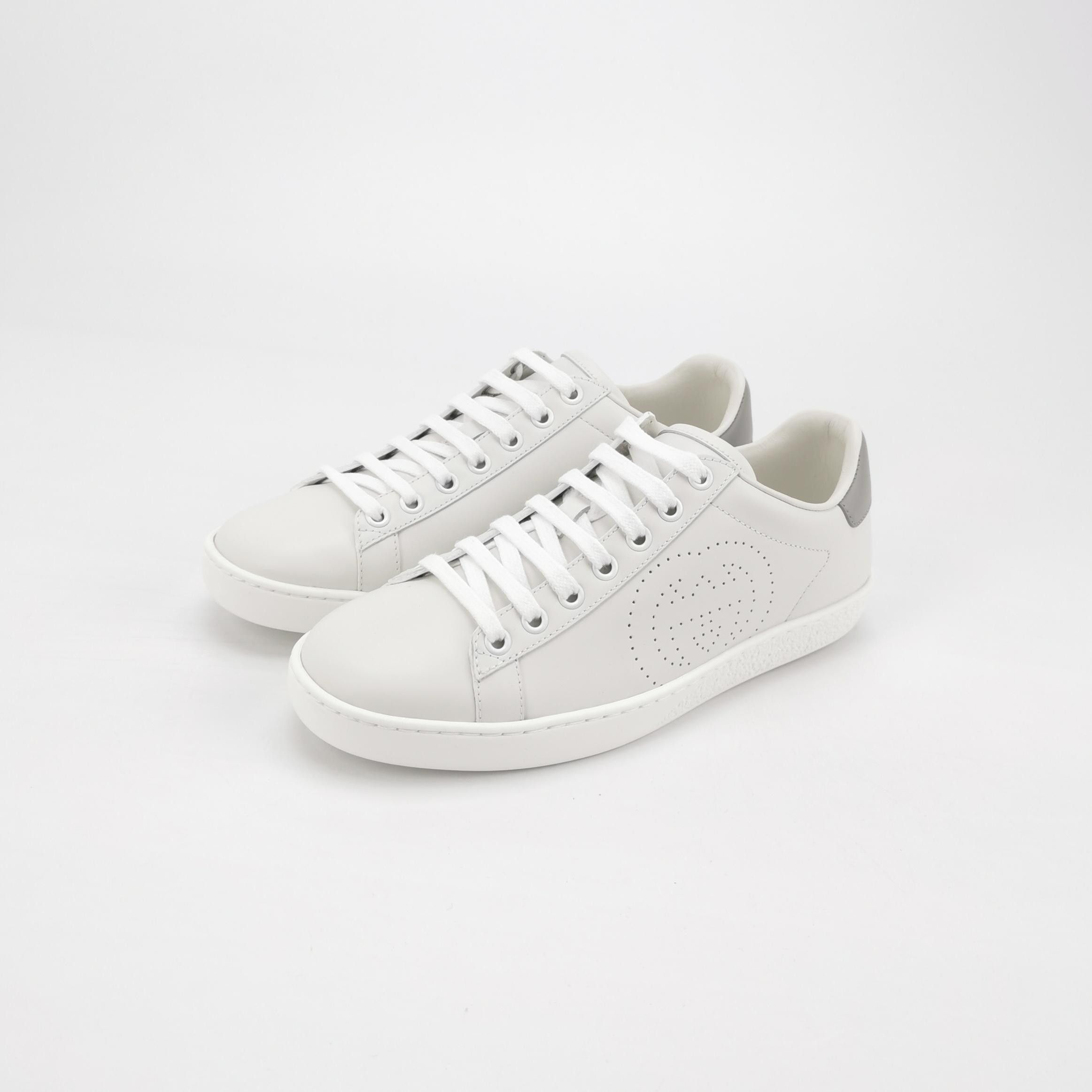 Gucci Gucci Women 5-5 Lowtop Sneakers Size US 5.5 / IT 35.5 - 2 Thumbnail
