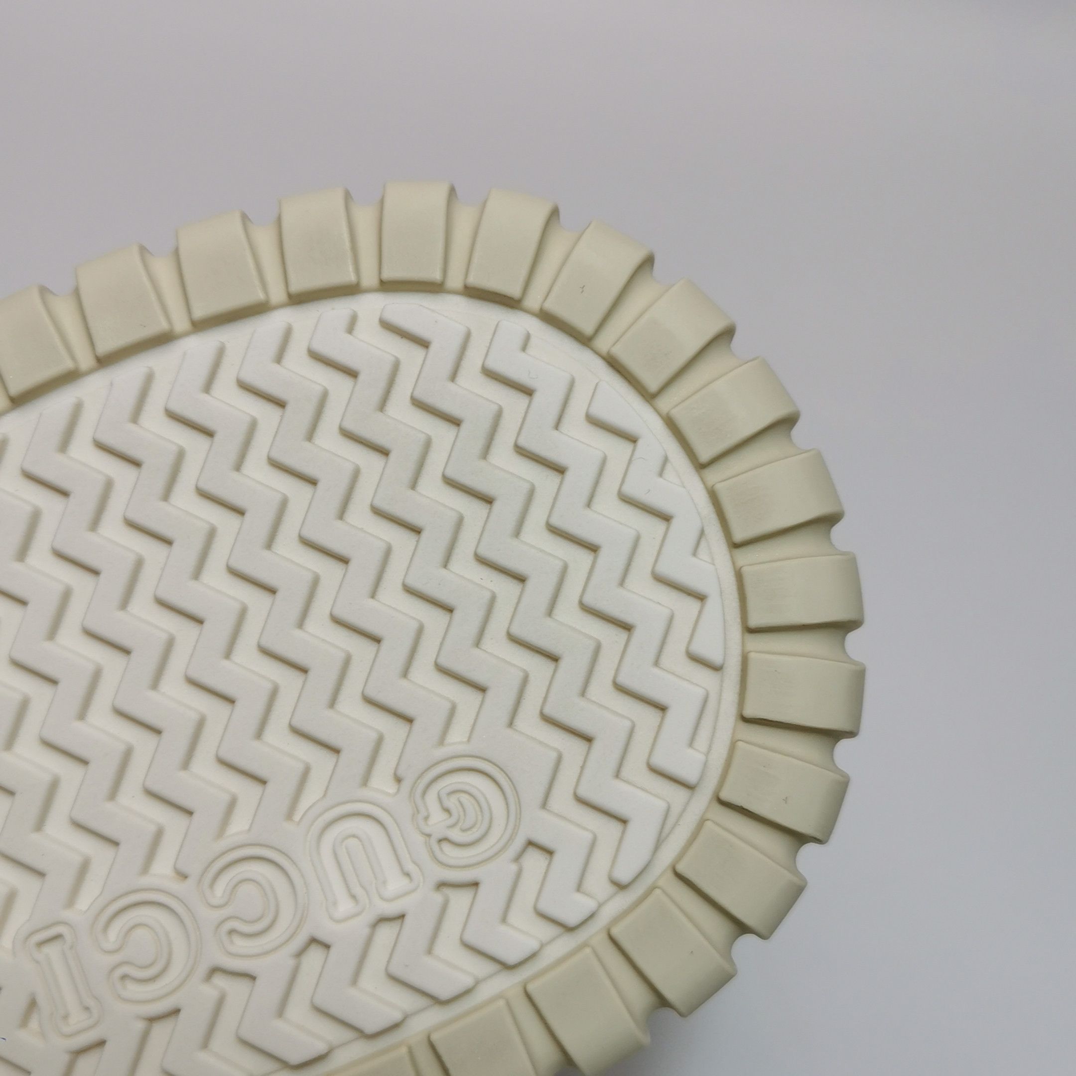 Gucci Gucci Women 9 Lowtop Sneakers Size US 9 / IT 39 - 11 Thumbnail
