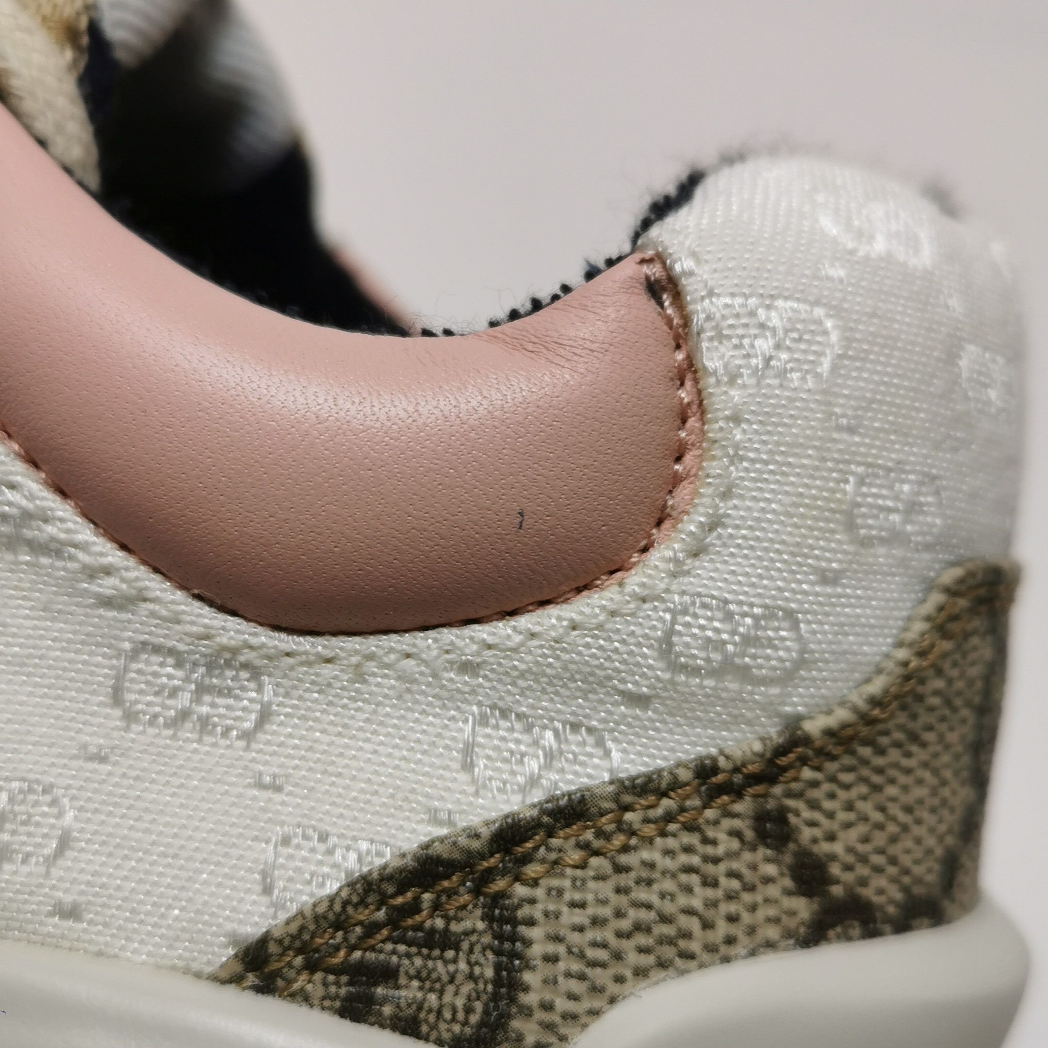 Gucci Gucci Women it_34 Lowtop Sneakers Size US 4 / IT 34 - 7 Thumbnail