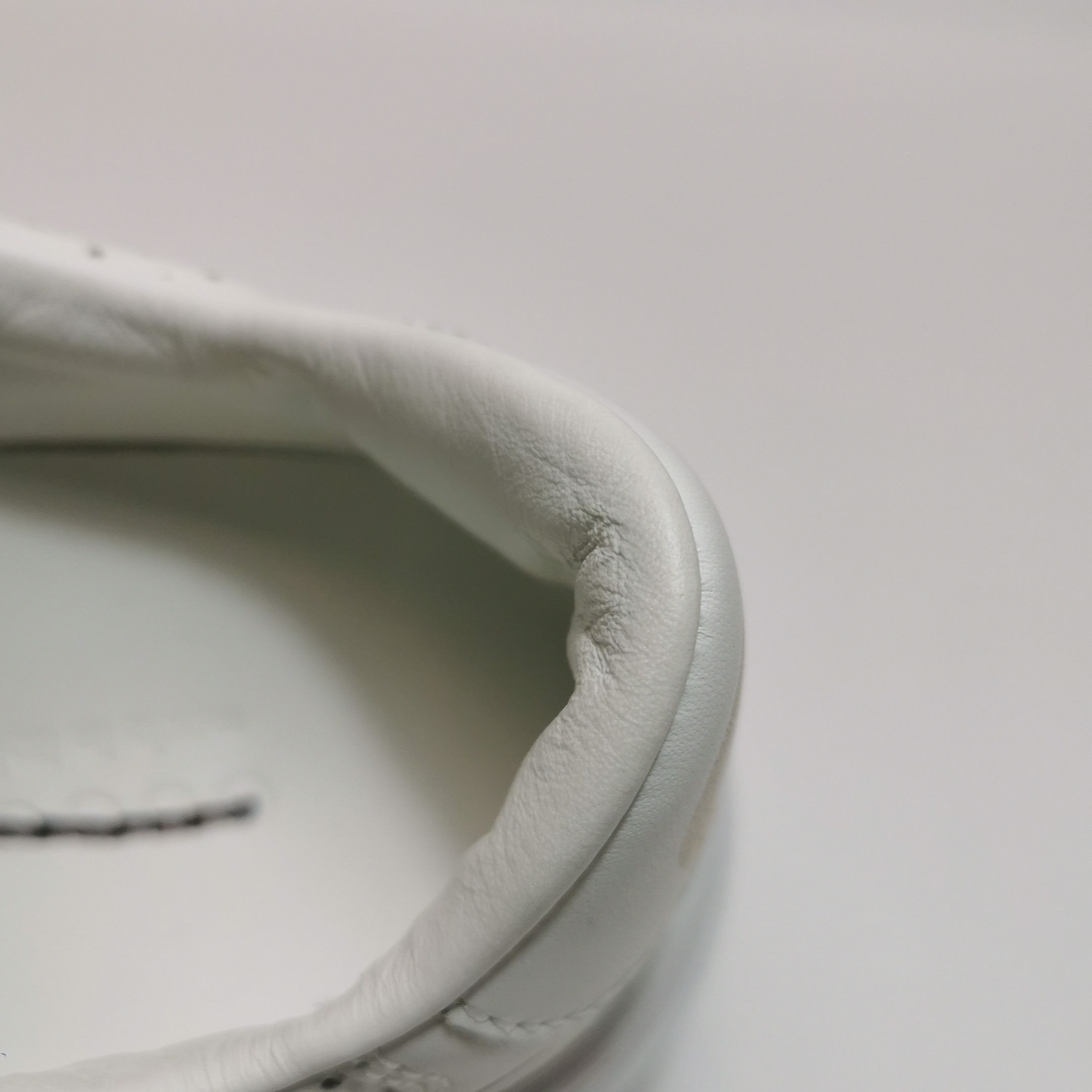 Gucci Gucci Women 5 Lowtop Sneakers Size US 5 / IT 35 - 8 Thumbnail