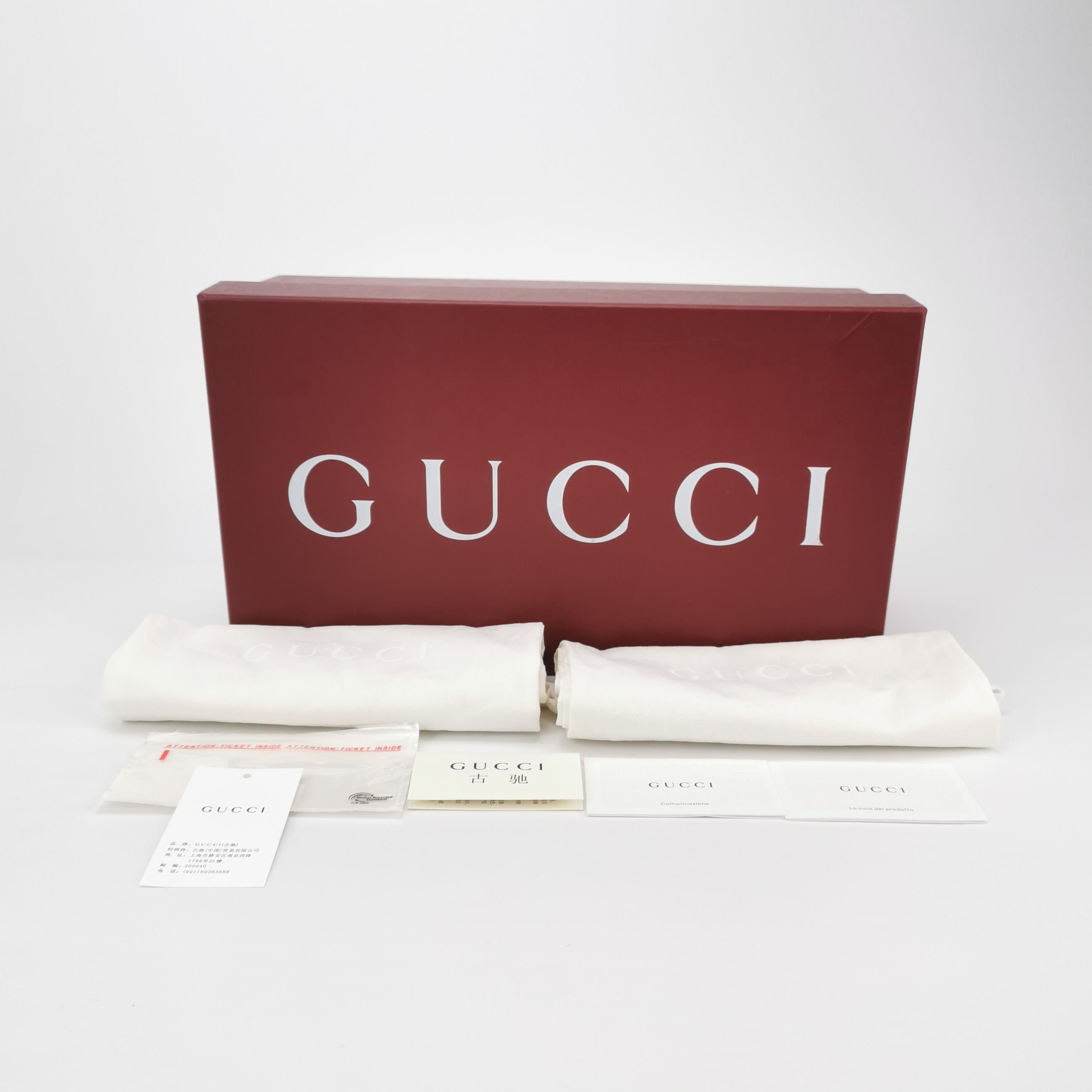 Gucci Gucci Women 5 Lowtop Sneakers Size US 5 / IT 35 - 6 Thumbnail