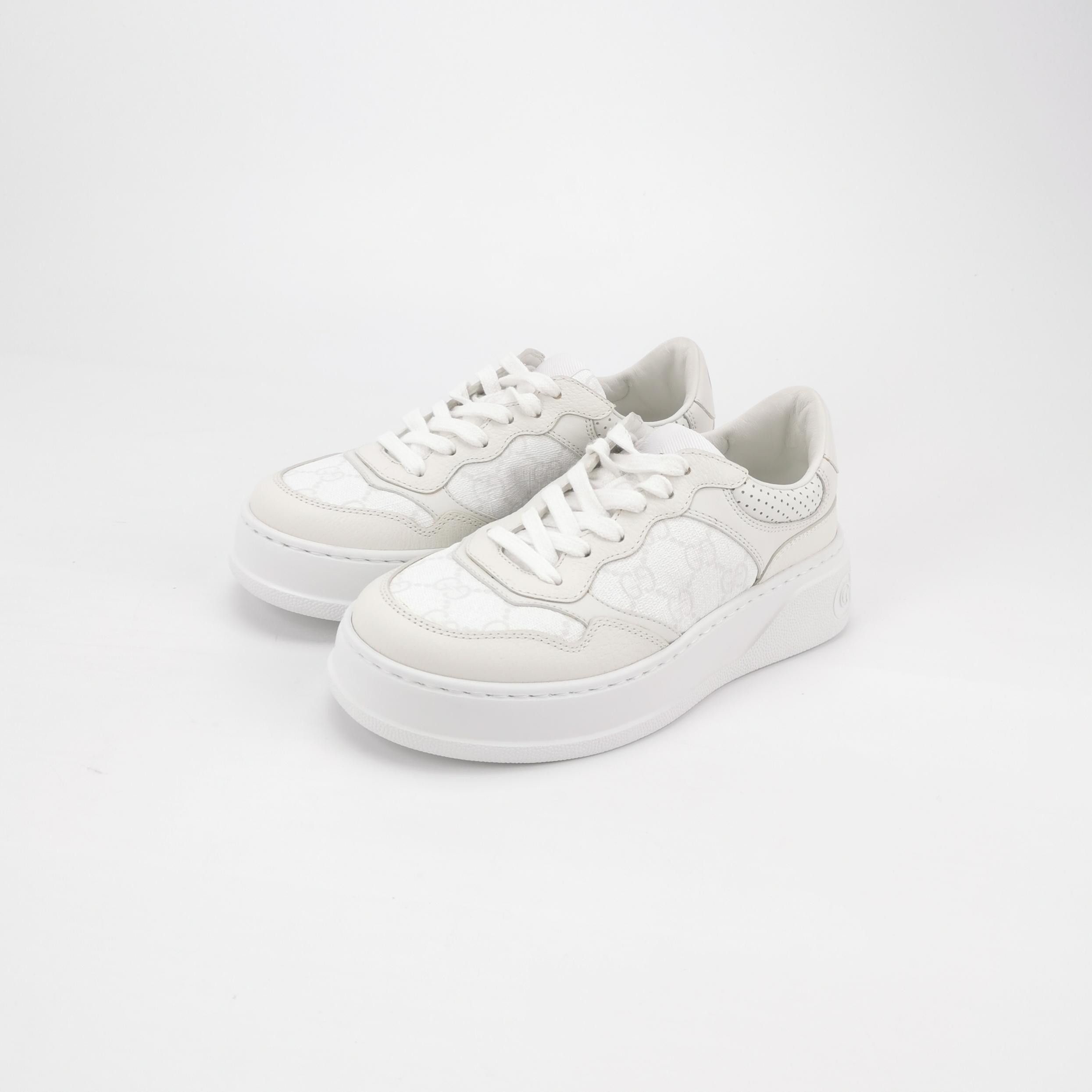 Gucci Gucci Women 5 Lowtop Sneakers Size US 5 / IT 35 - 2 Thumbnail
