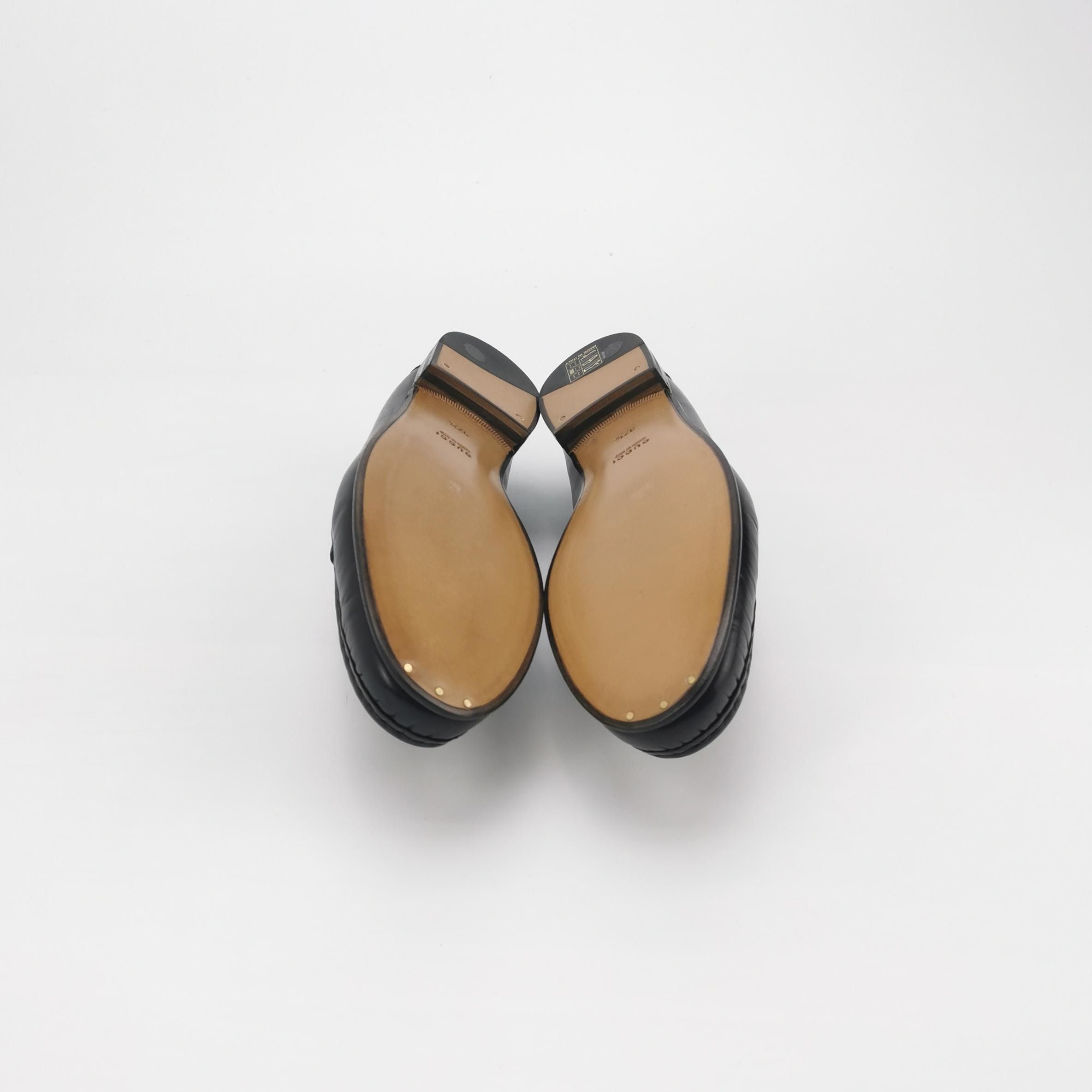 Gucci Gucci Women 7-5 Flats Size US 7.5 / IT 37.5 - 5 Thumbnail